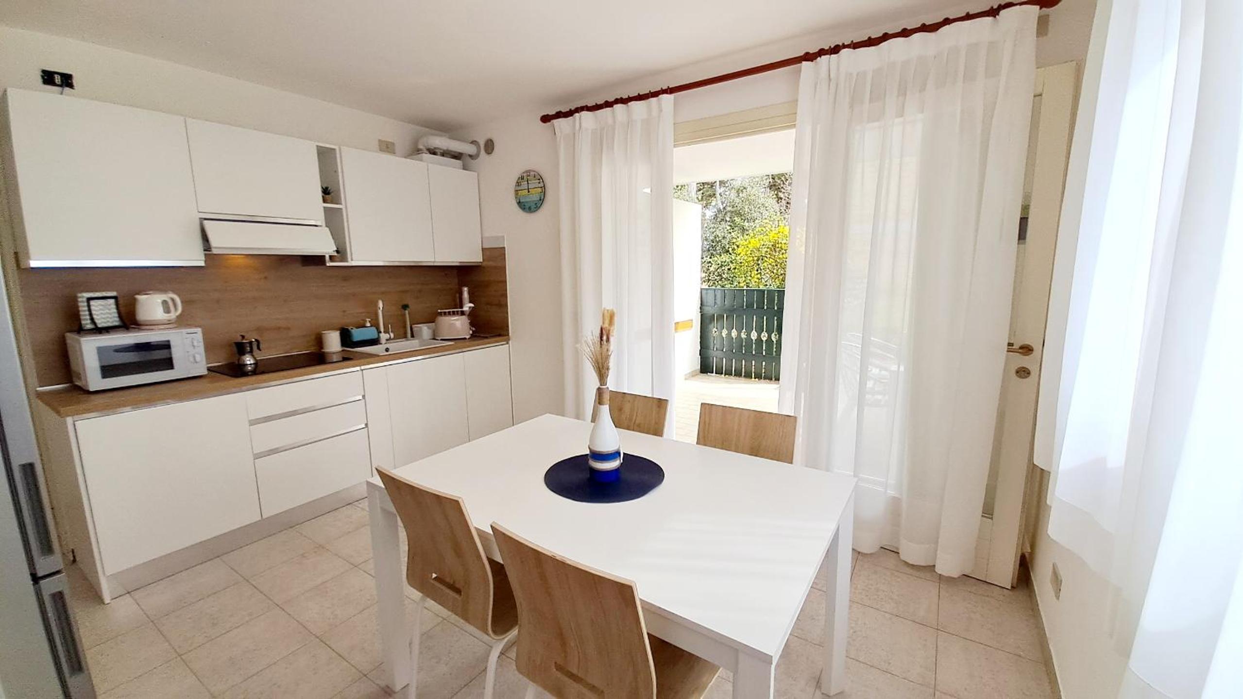 Apartment - Ground Floor photo 2