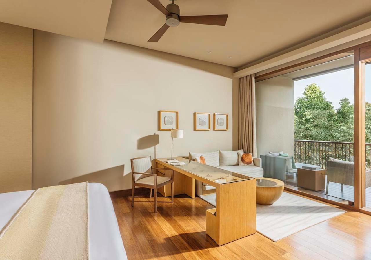 Garden Room Twin with airport transfers, one wellness session daily and one wellness consultation during the stay