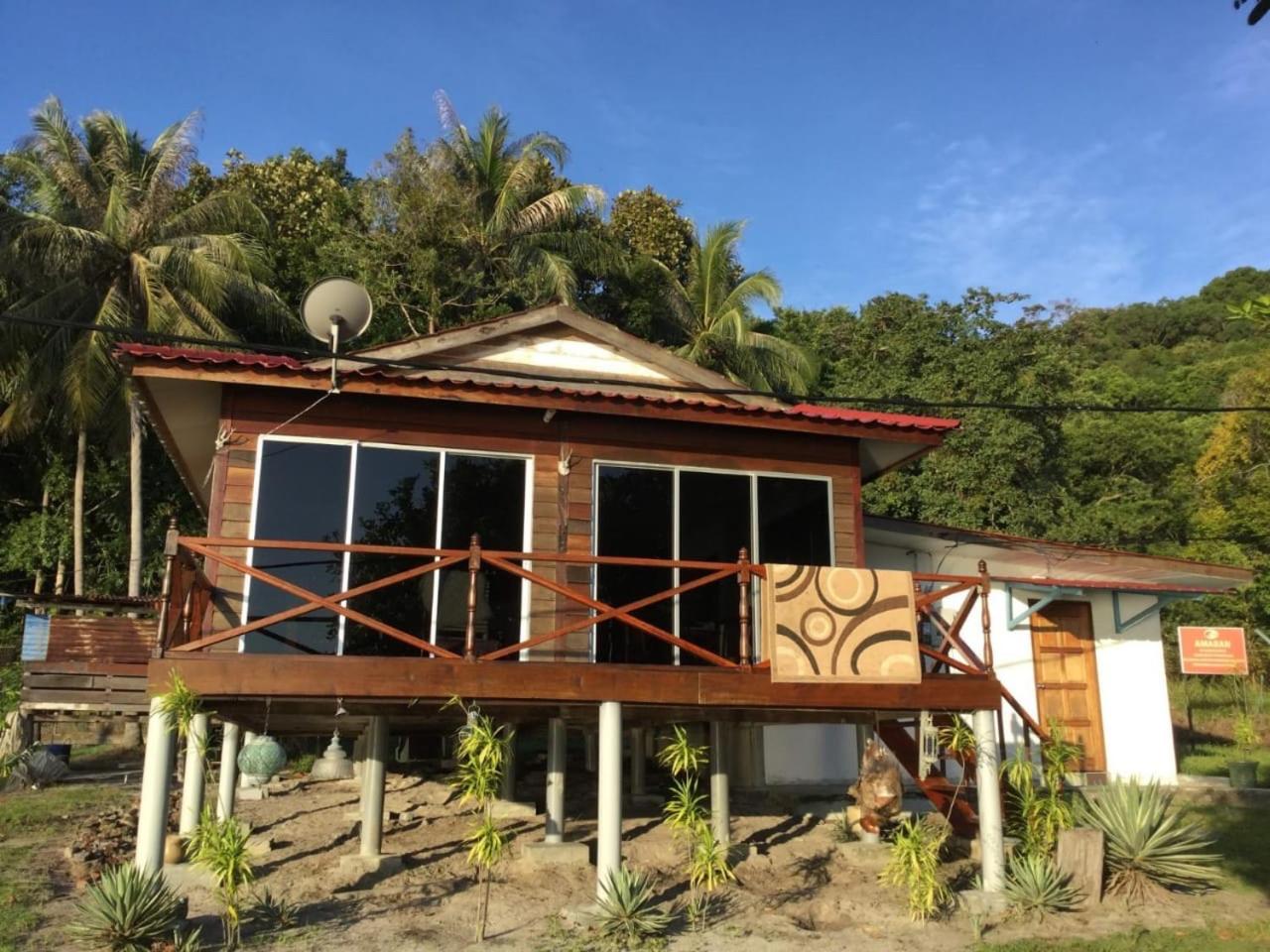 Bungalow - Beach Front photo 1