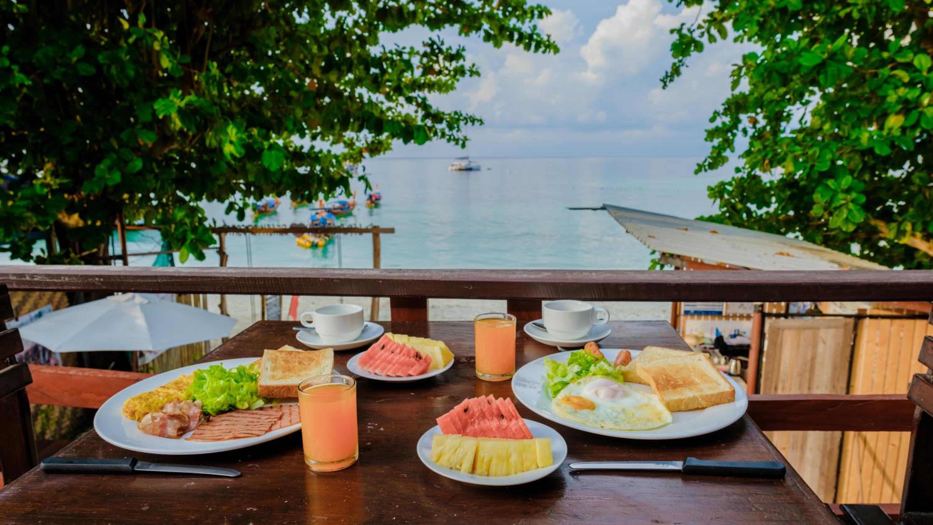 Double Room with Balcony and Sea View photo 3