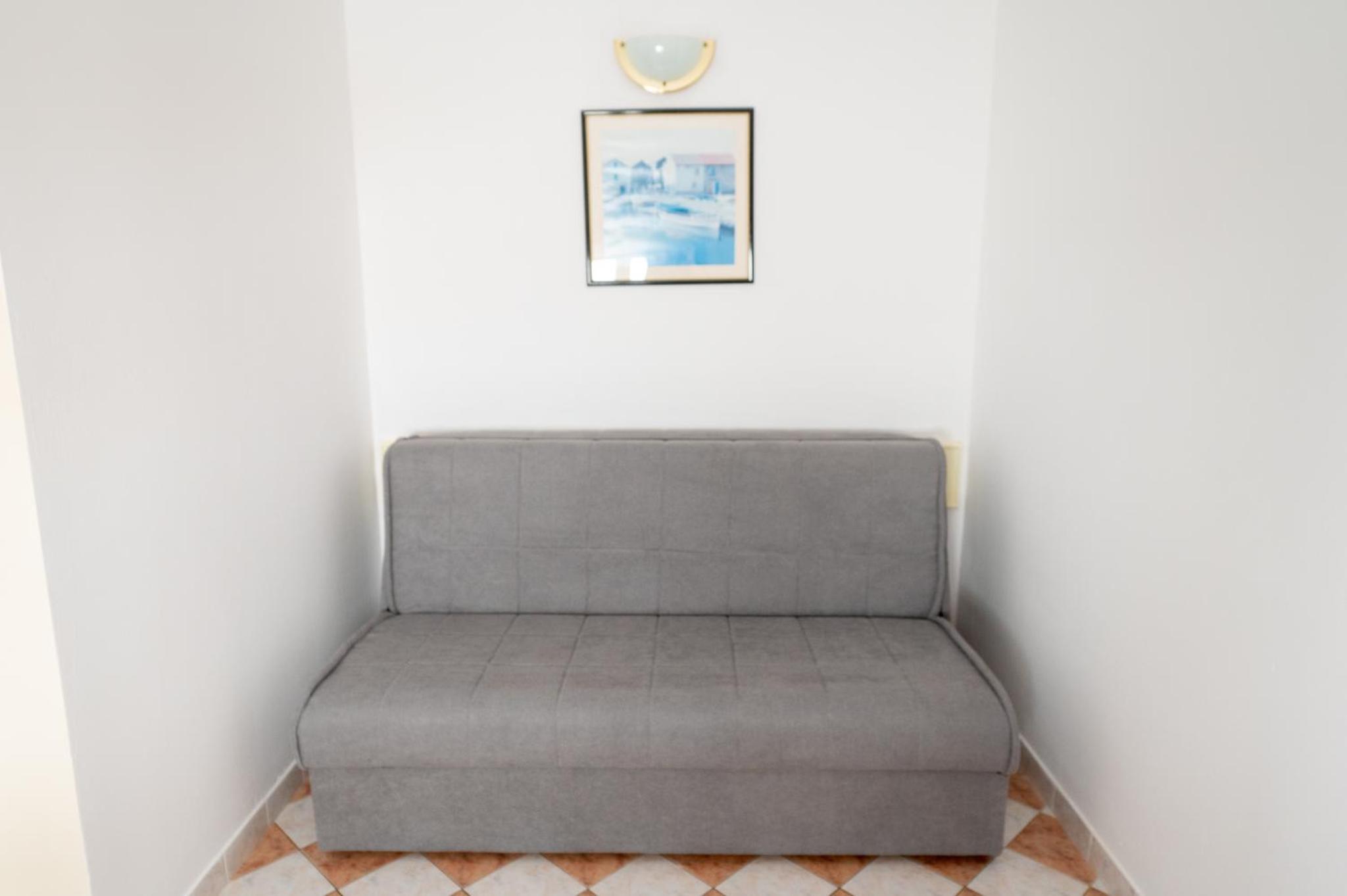 Apartment with Balcony photo 3
