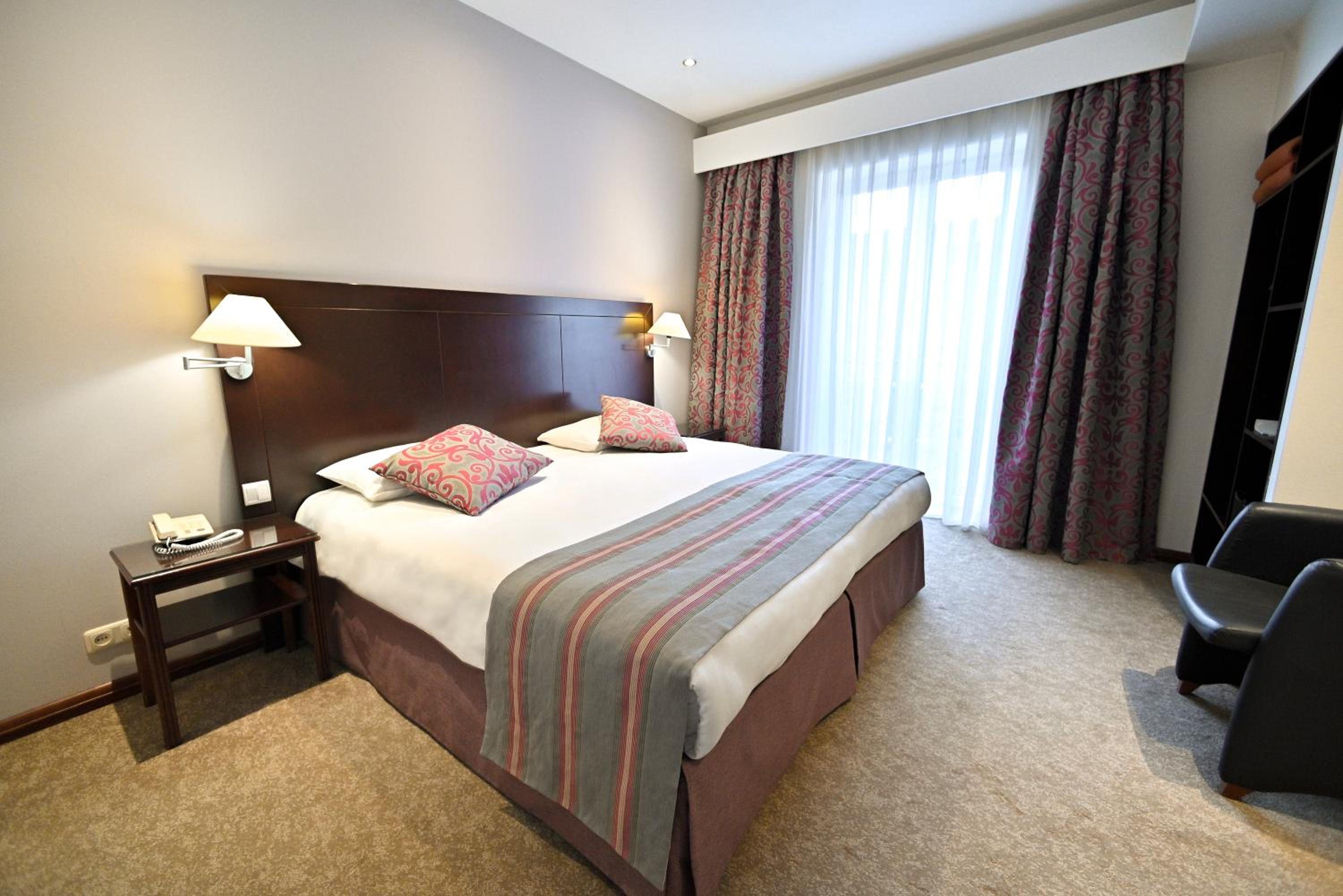 Executive Suite photo 2