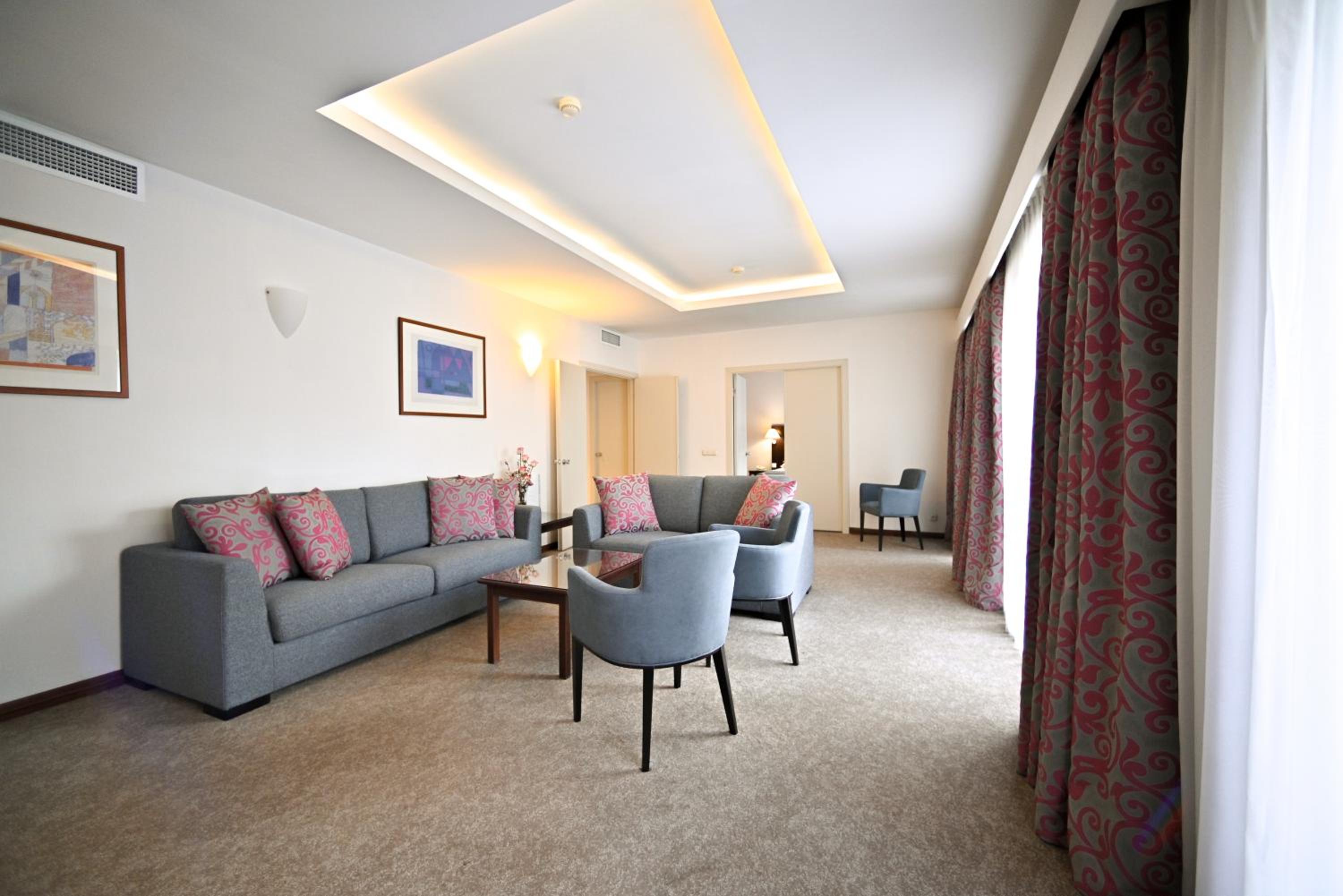 Executive Suite photo 1