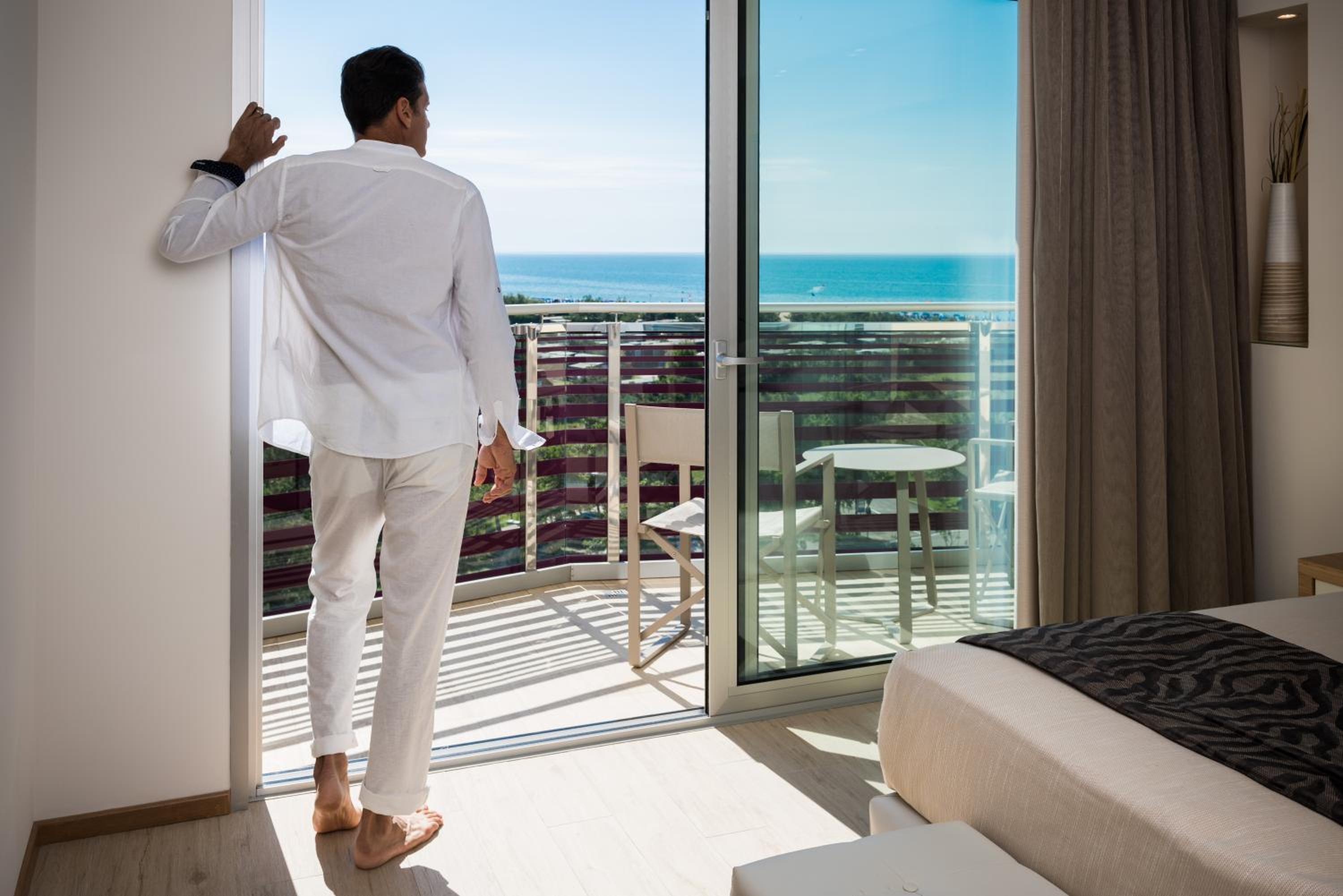 Triple Room with Sea View