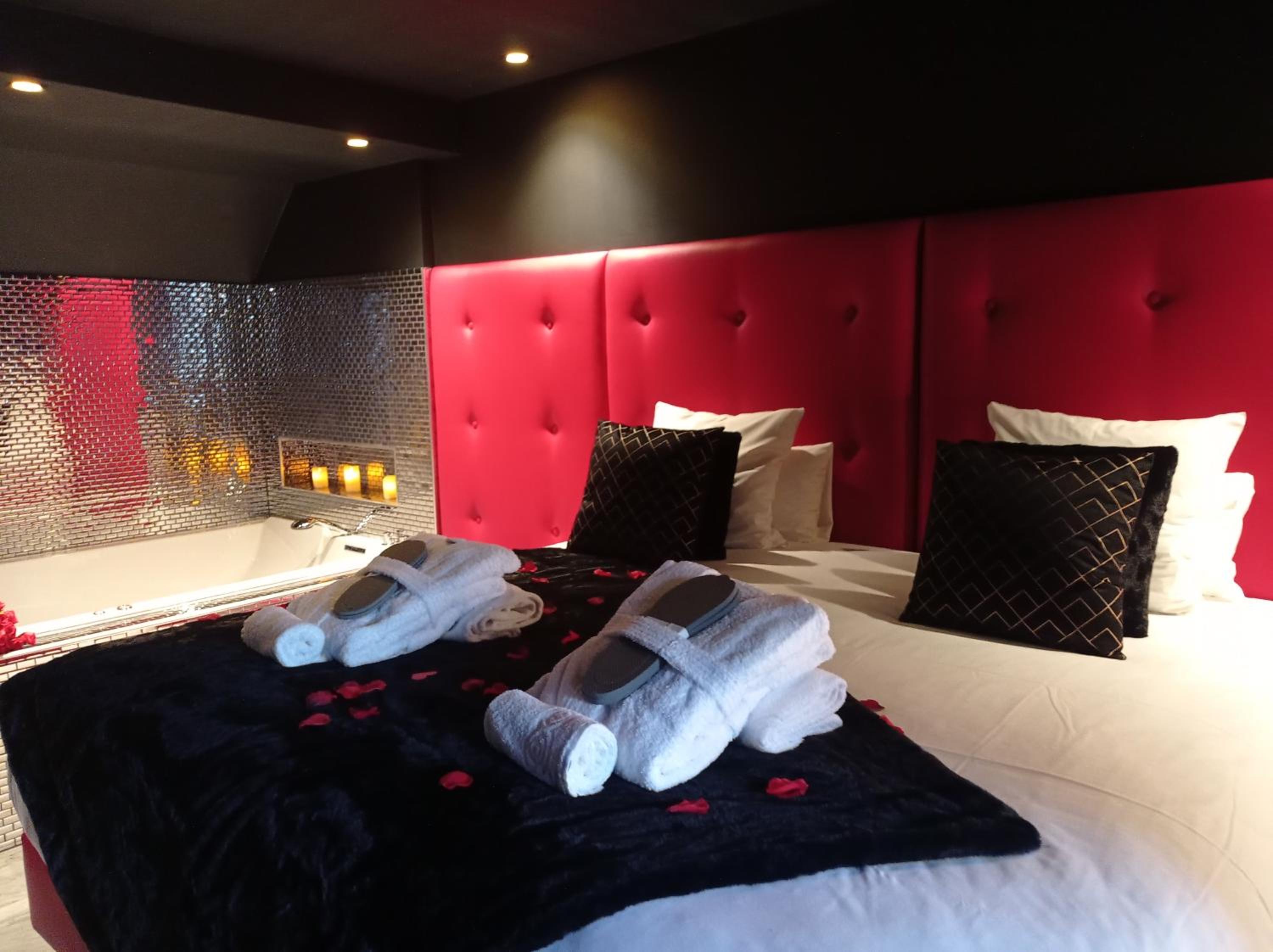 Suite Le Rouge et Le Noir
