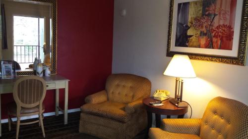 Double Suite - Non-Smoking photo 2