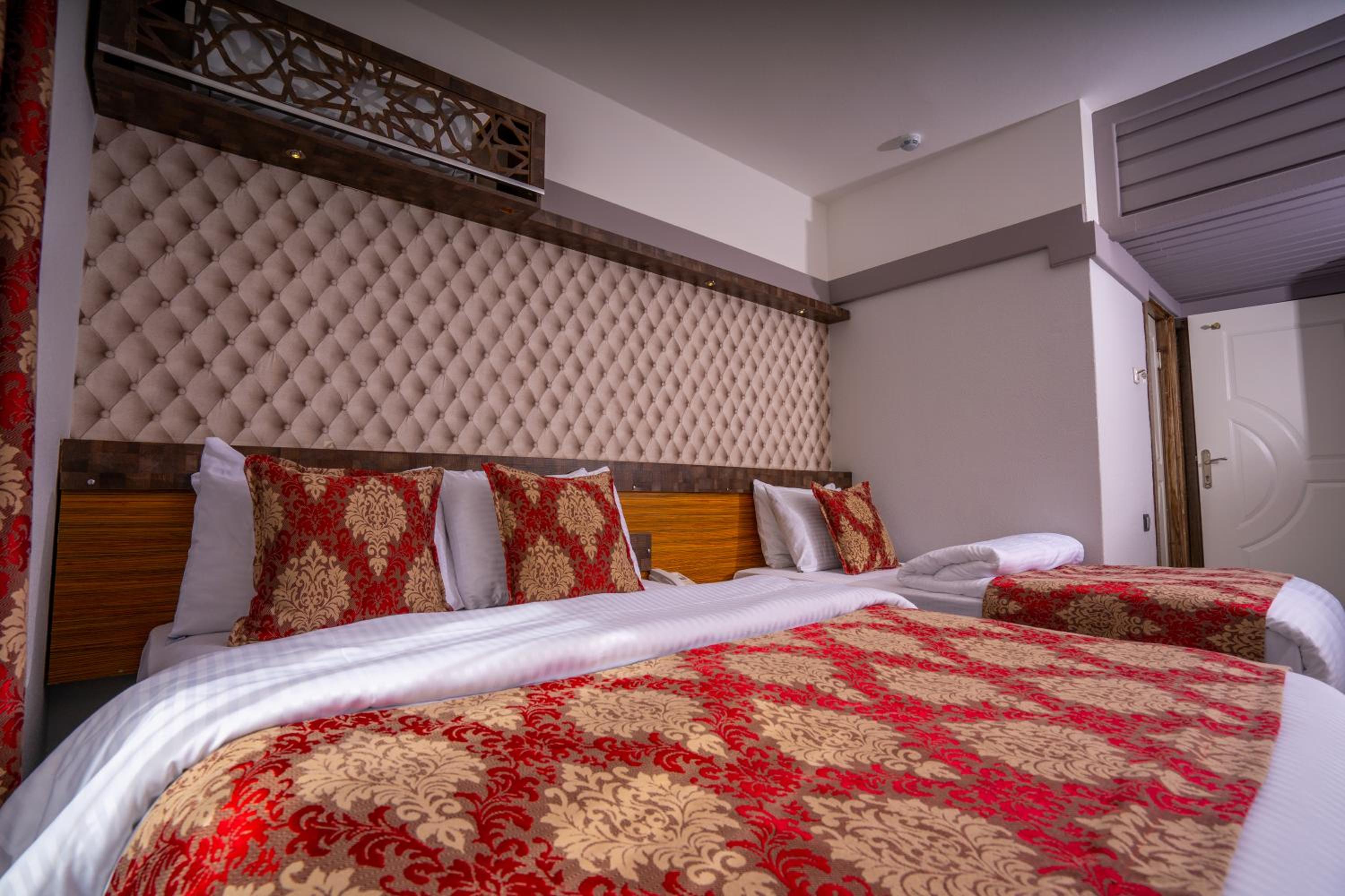 Standard Double or Twin Room — the supplier's photographs — photo 5