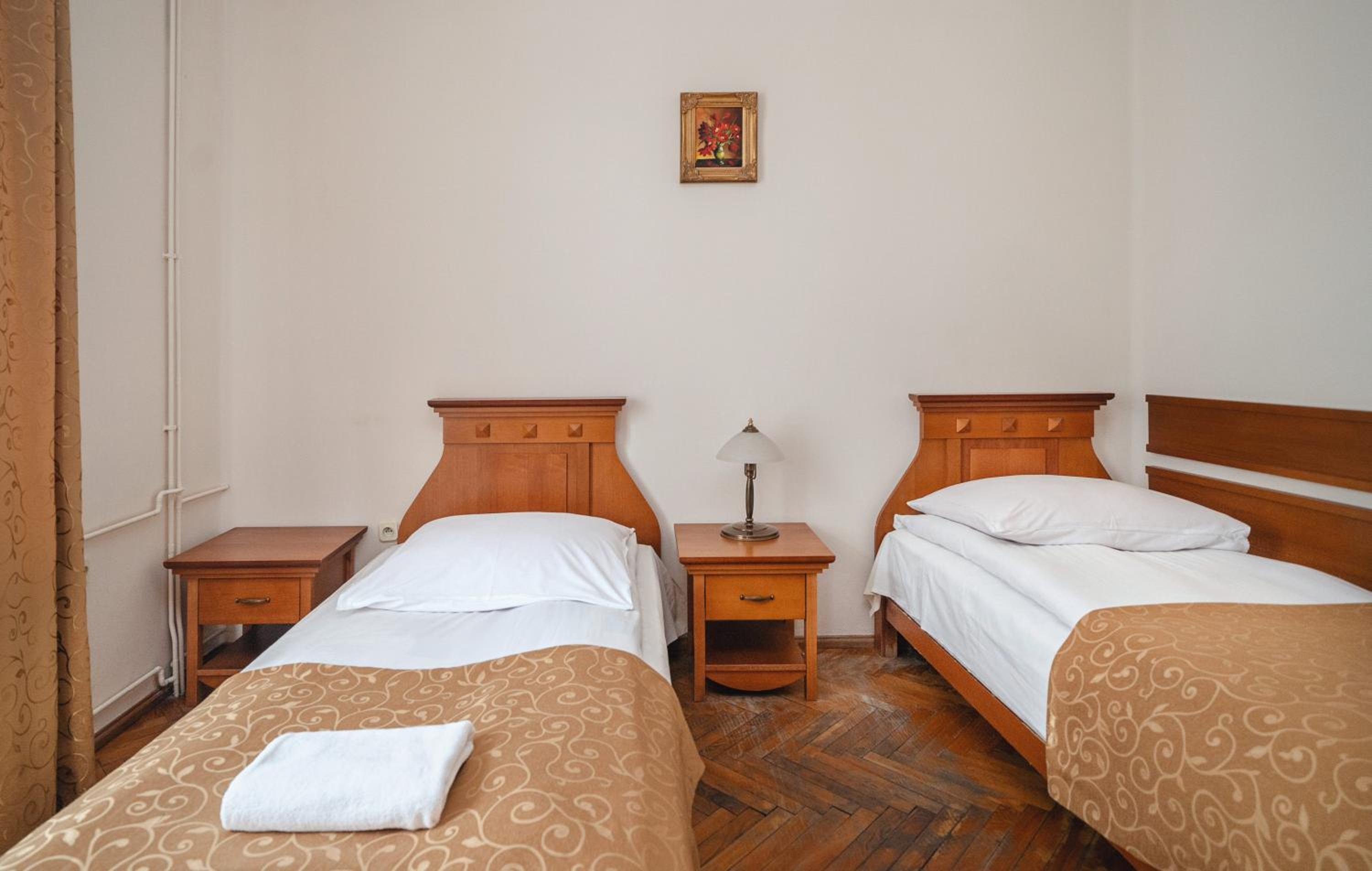 Quadruple Room - Photo 15