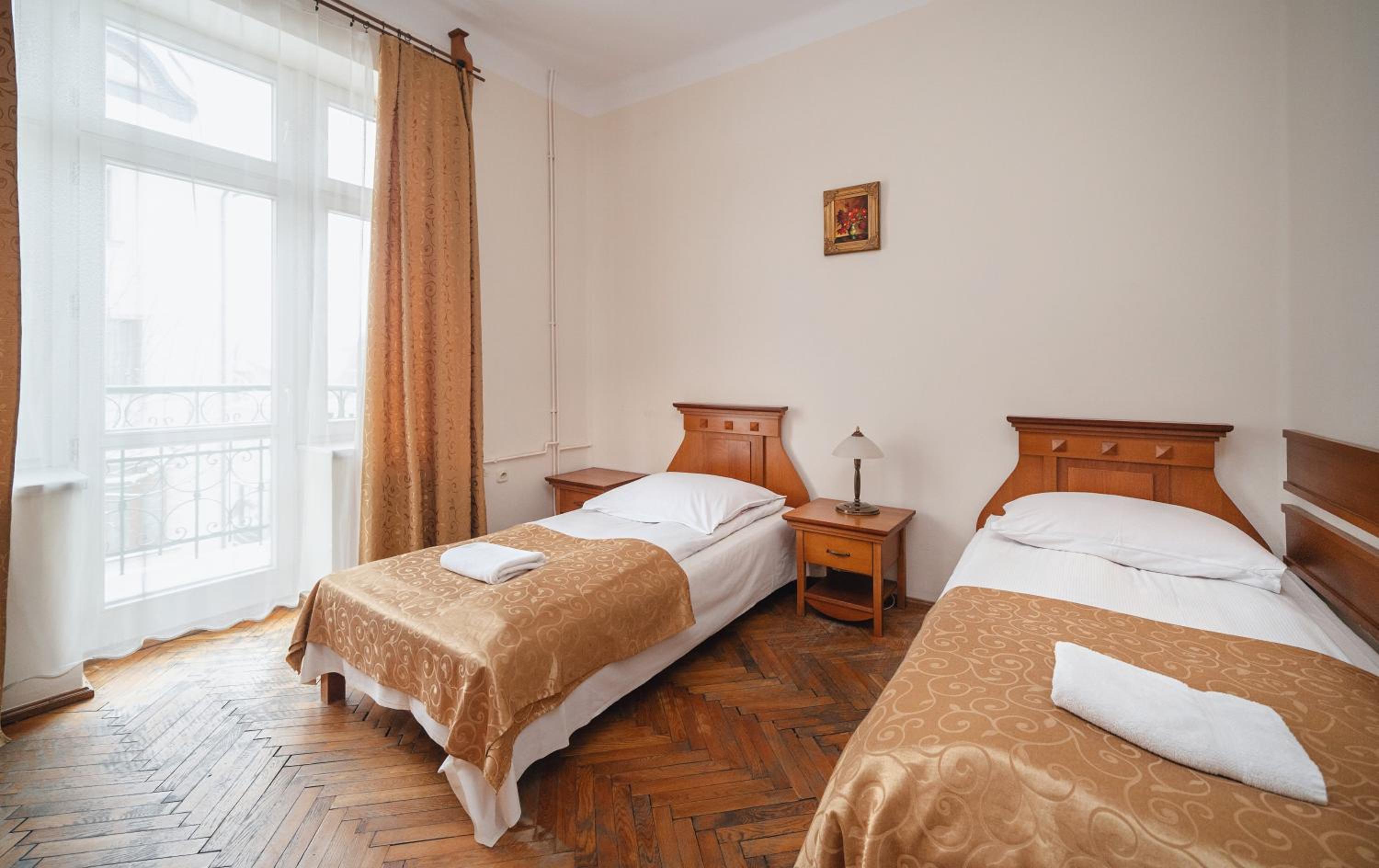 Quadruple Room - Photo 10