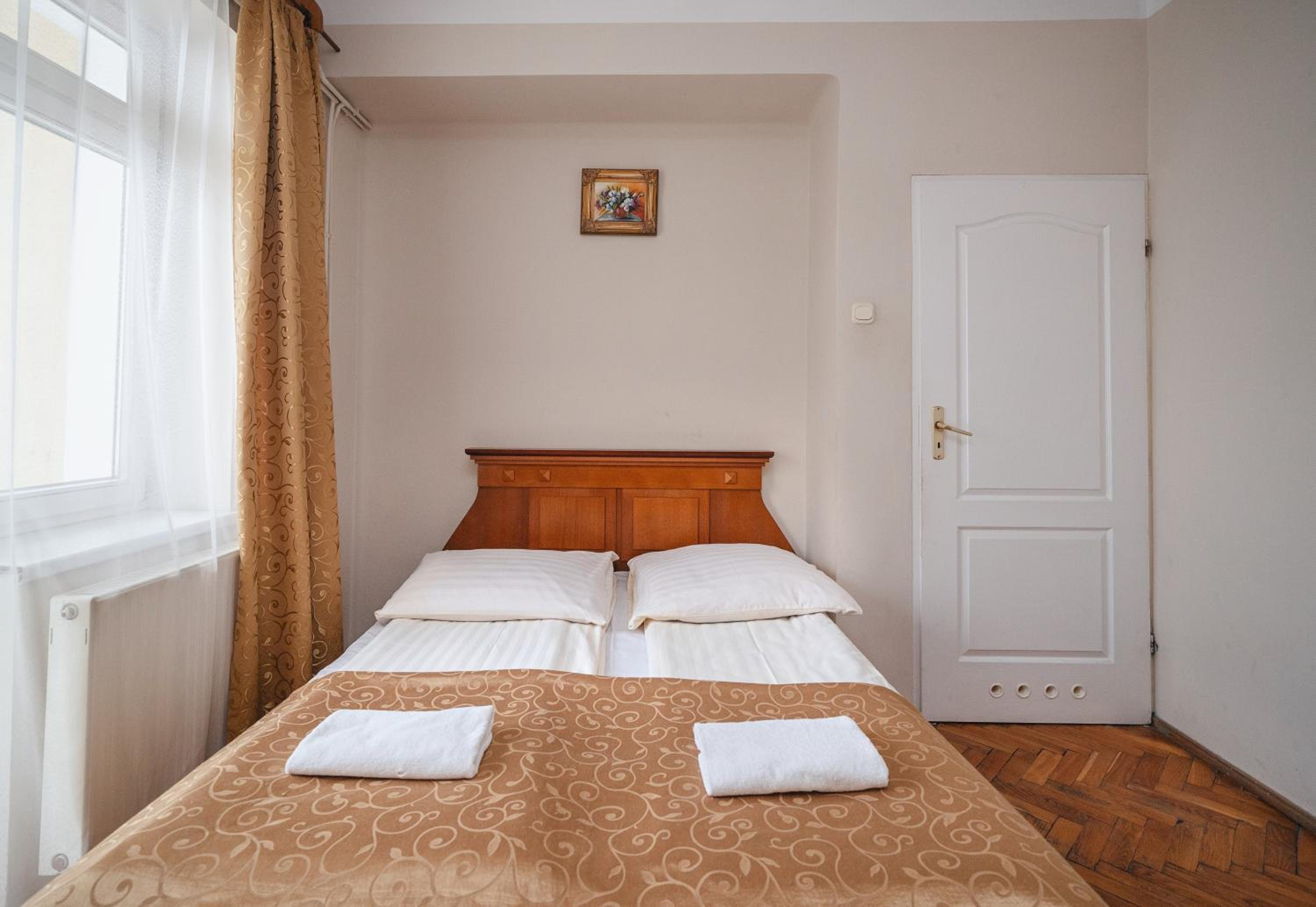 Triple Room - Photo 10