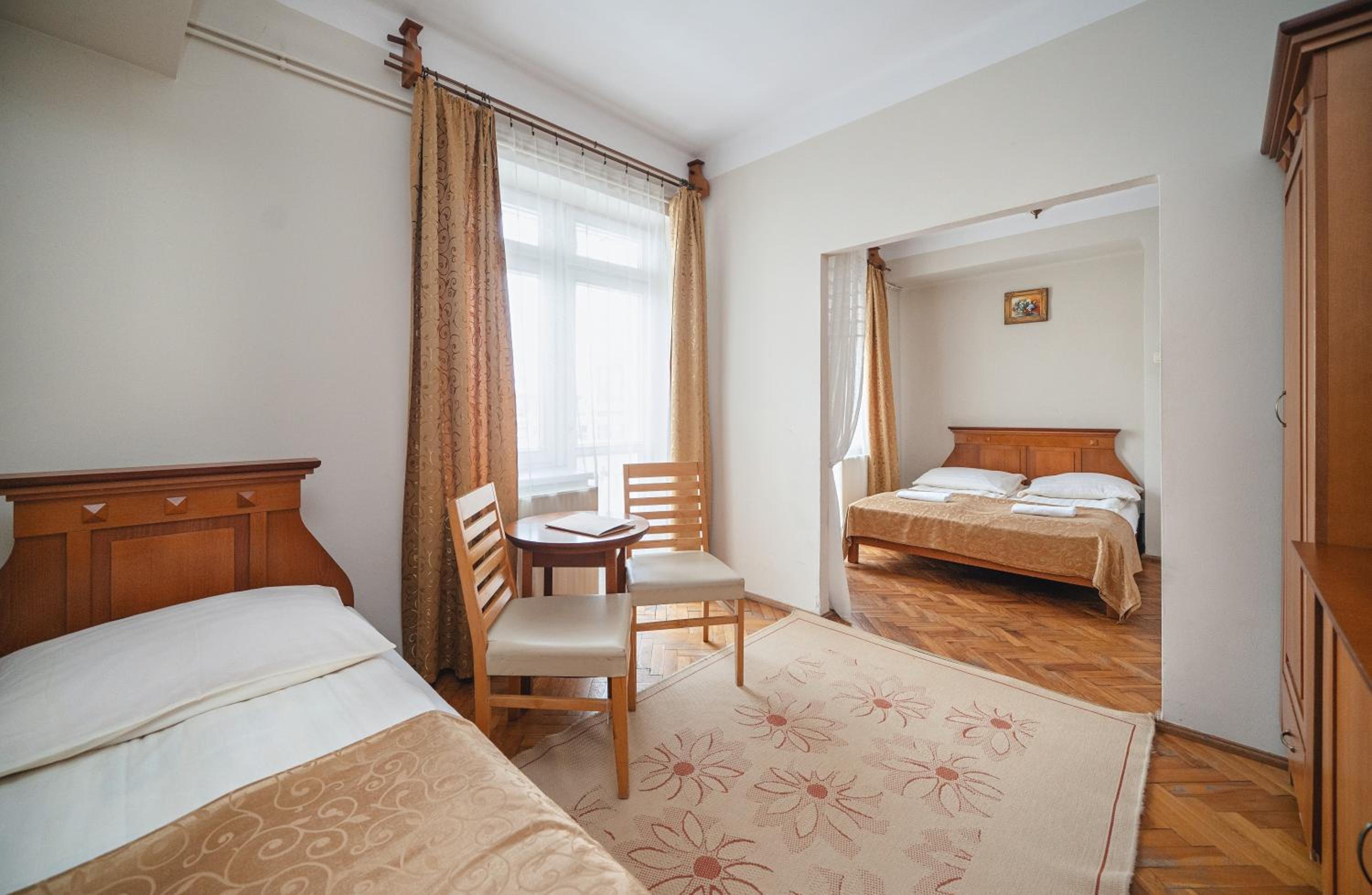 Triple Room - Photo 3