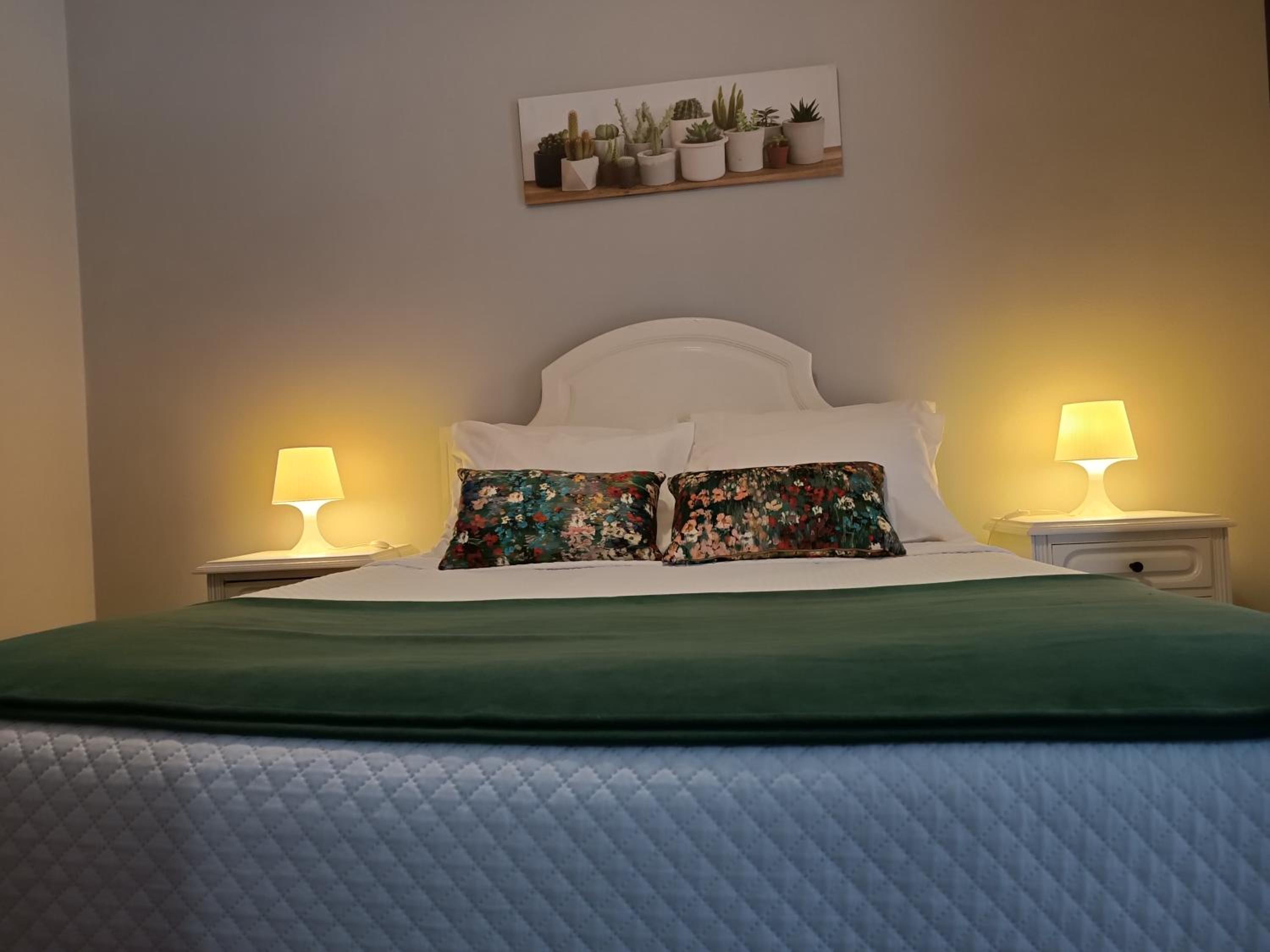 Double Room - Photo 23