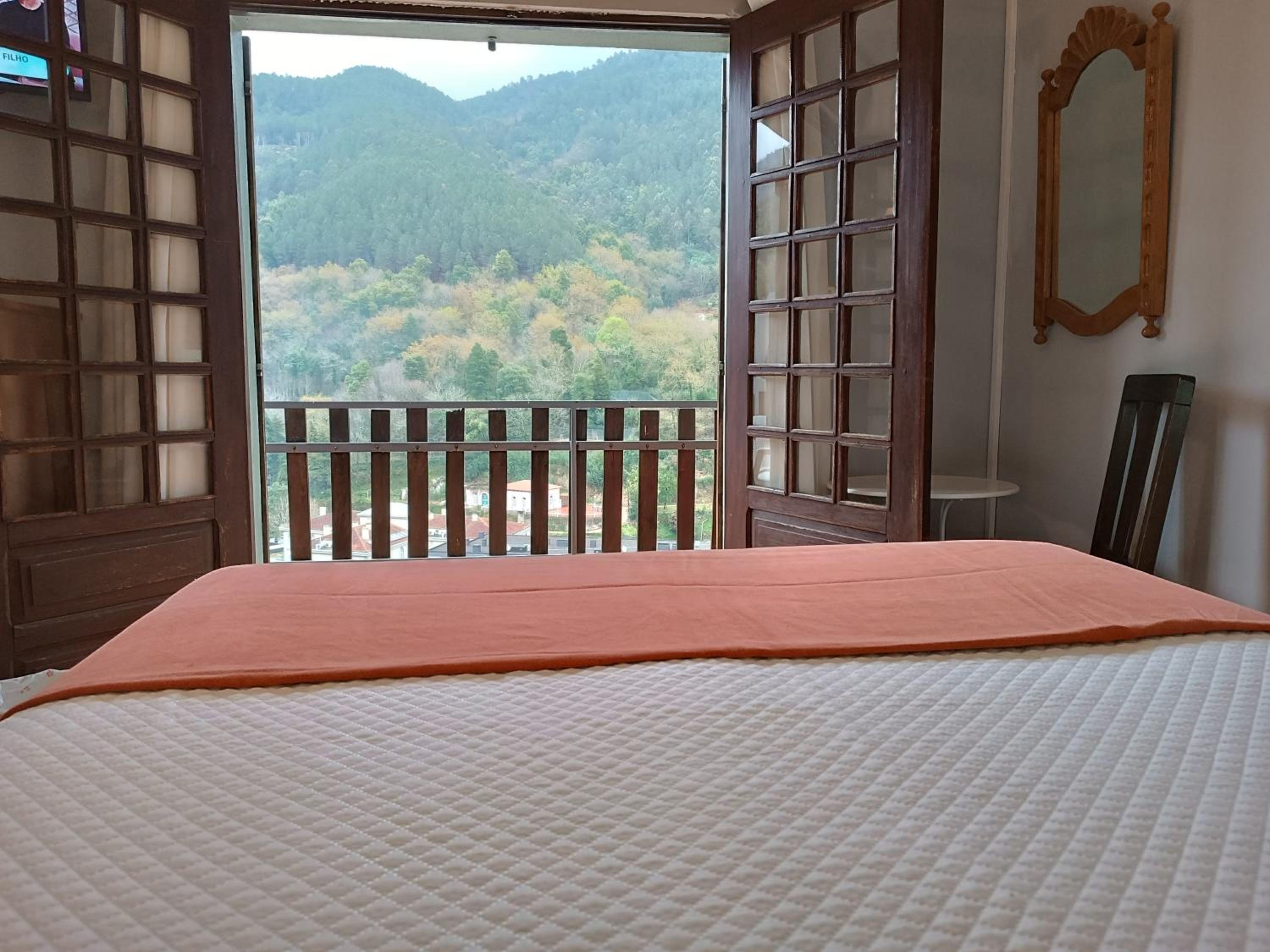 Double Room - Photo 6