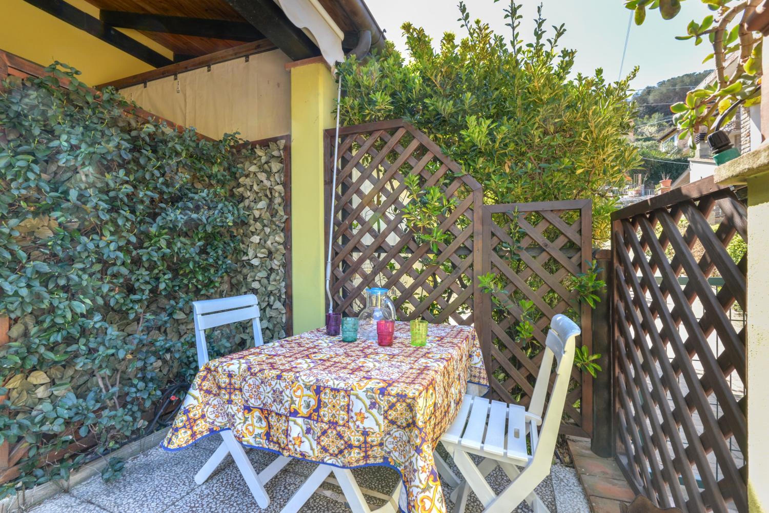 One-Bedroom Apartment with Garden View photo 3