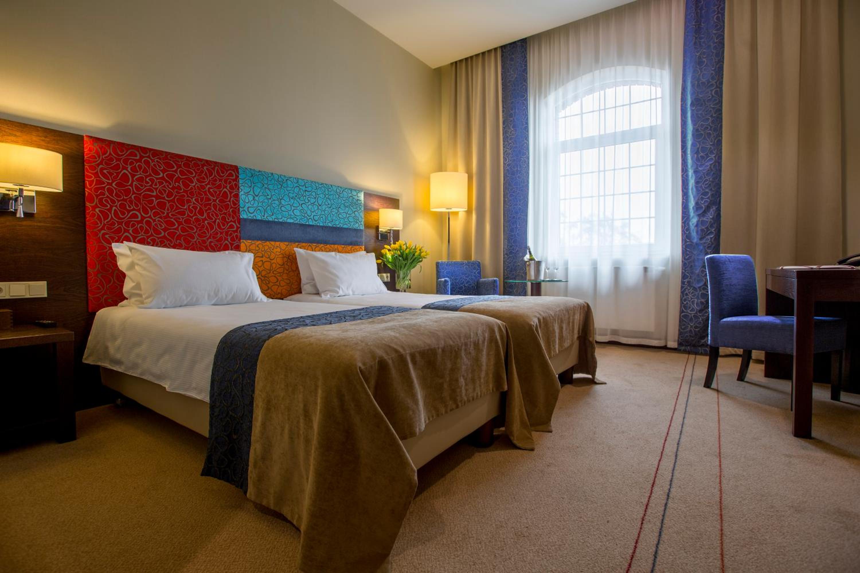 Twin Room - Photo 4