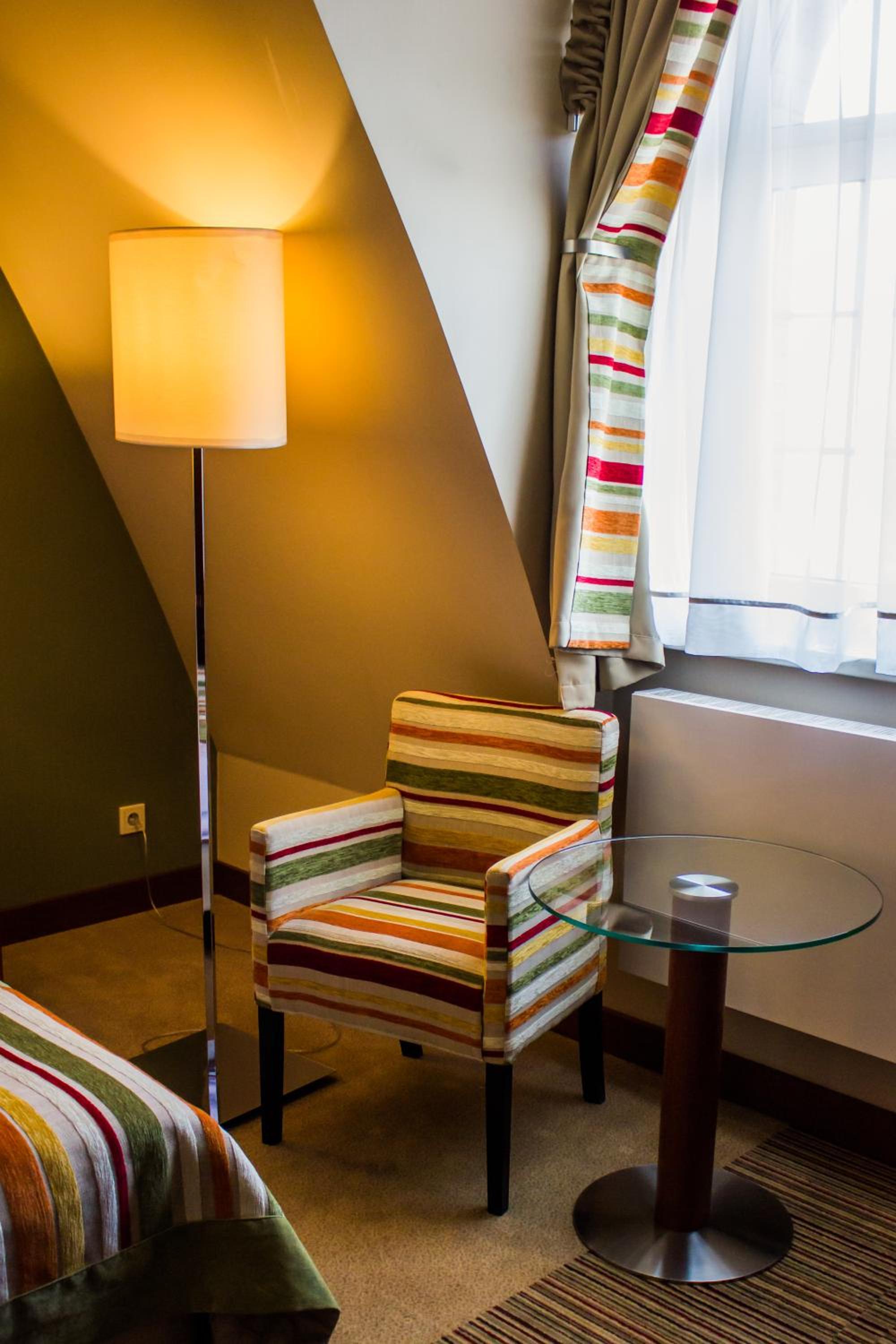 Twin Room - Photo 3