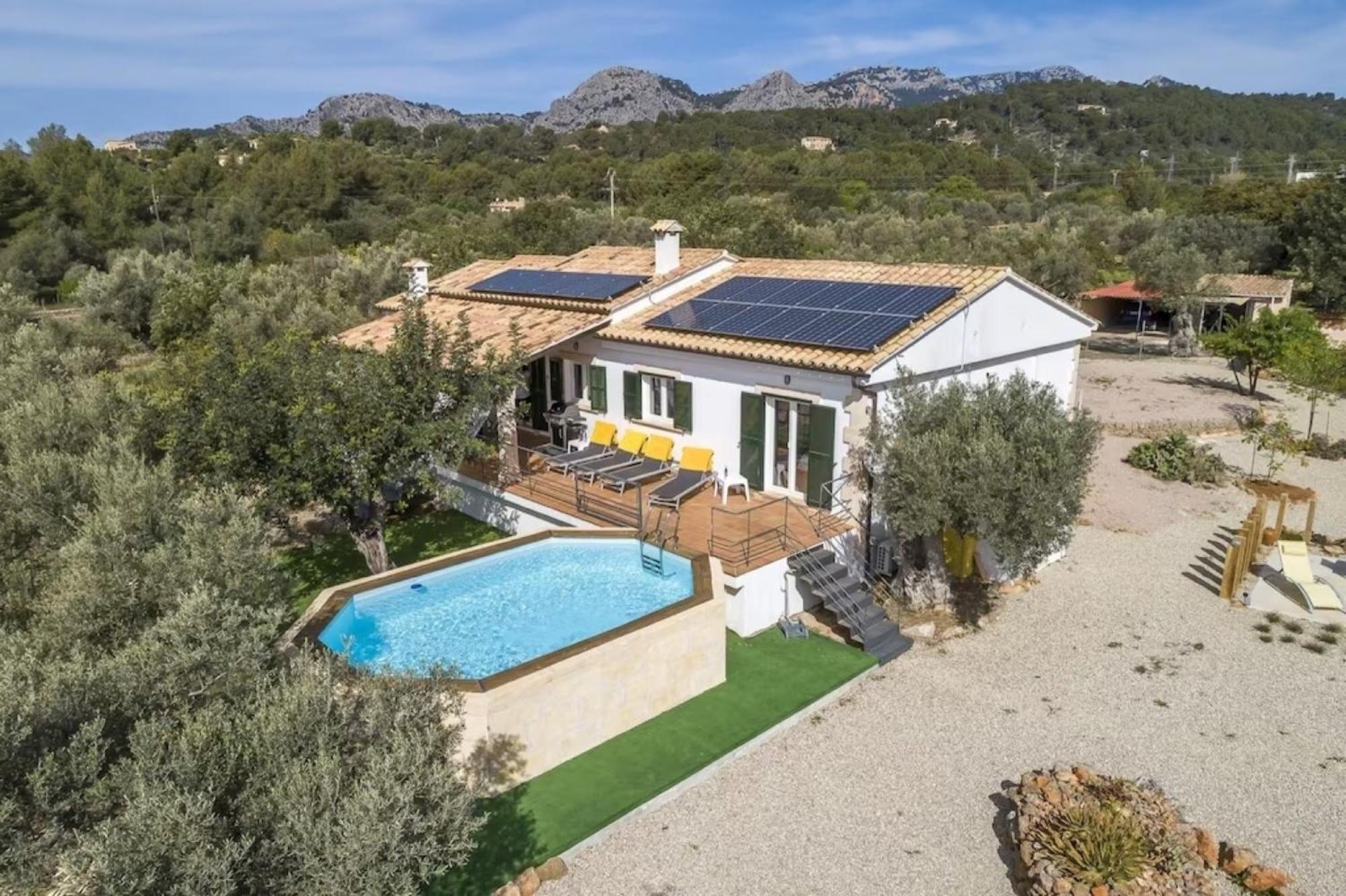 Villa with Garden View photo 2