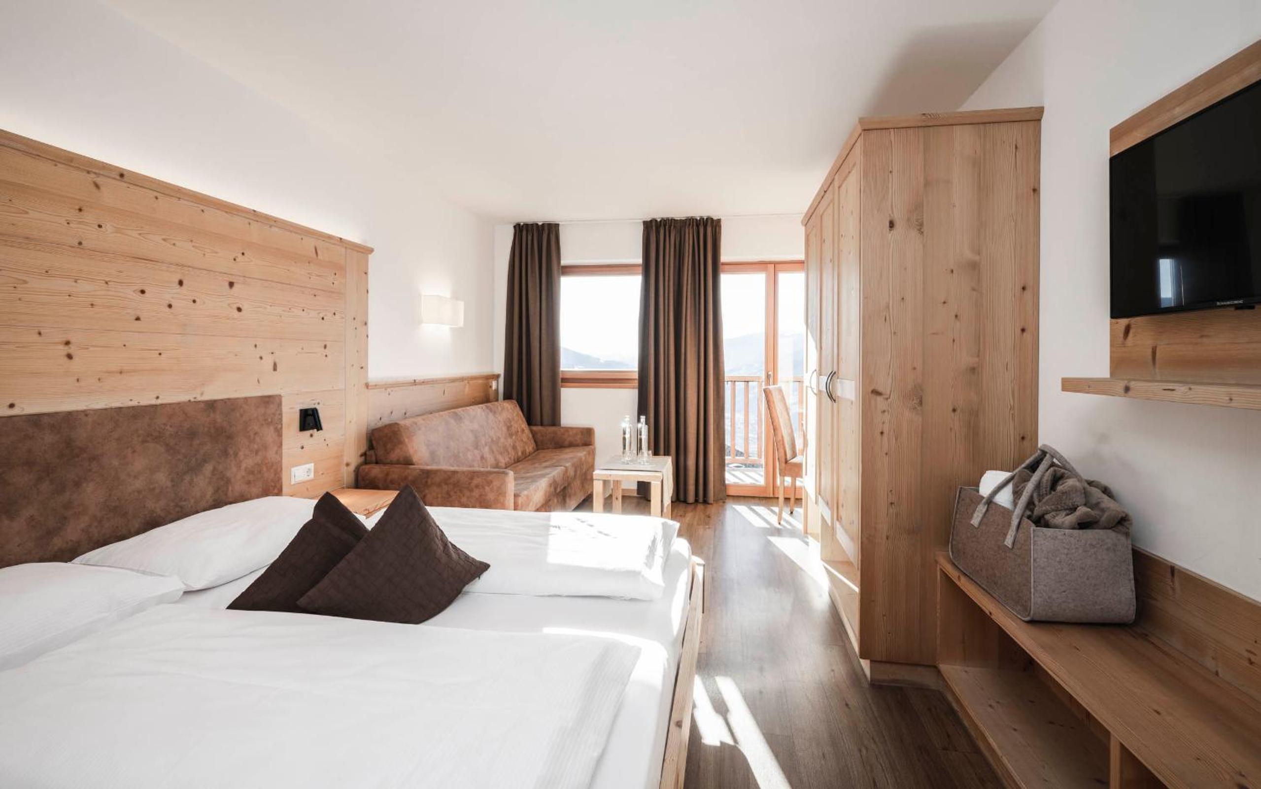 Comfort Double Room with Balcony - Photo 7