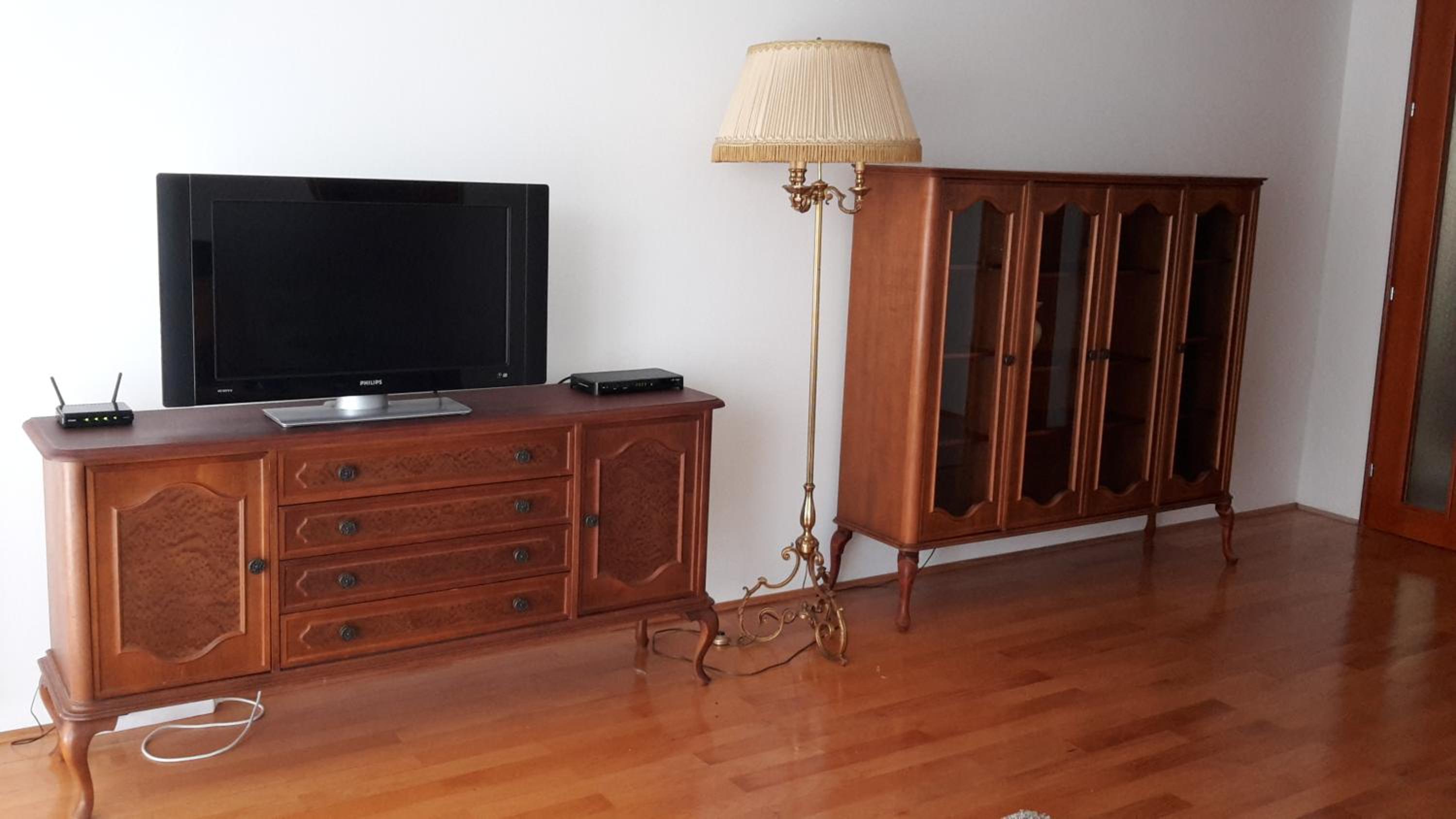 Two-Bedroom Apartment - Photo 3