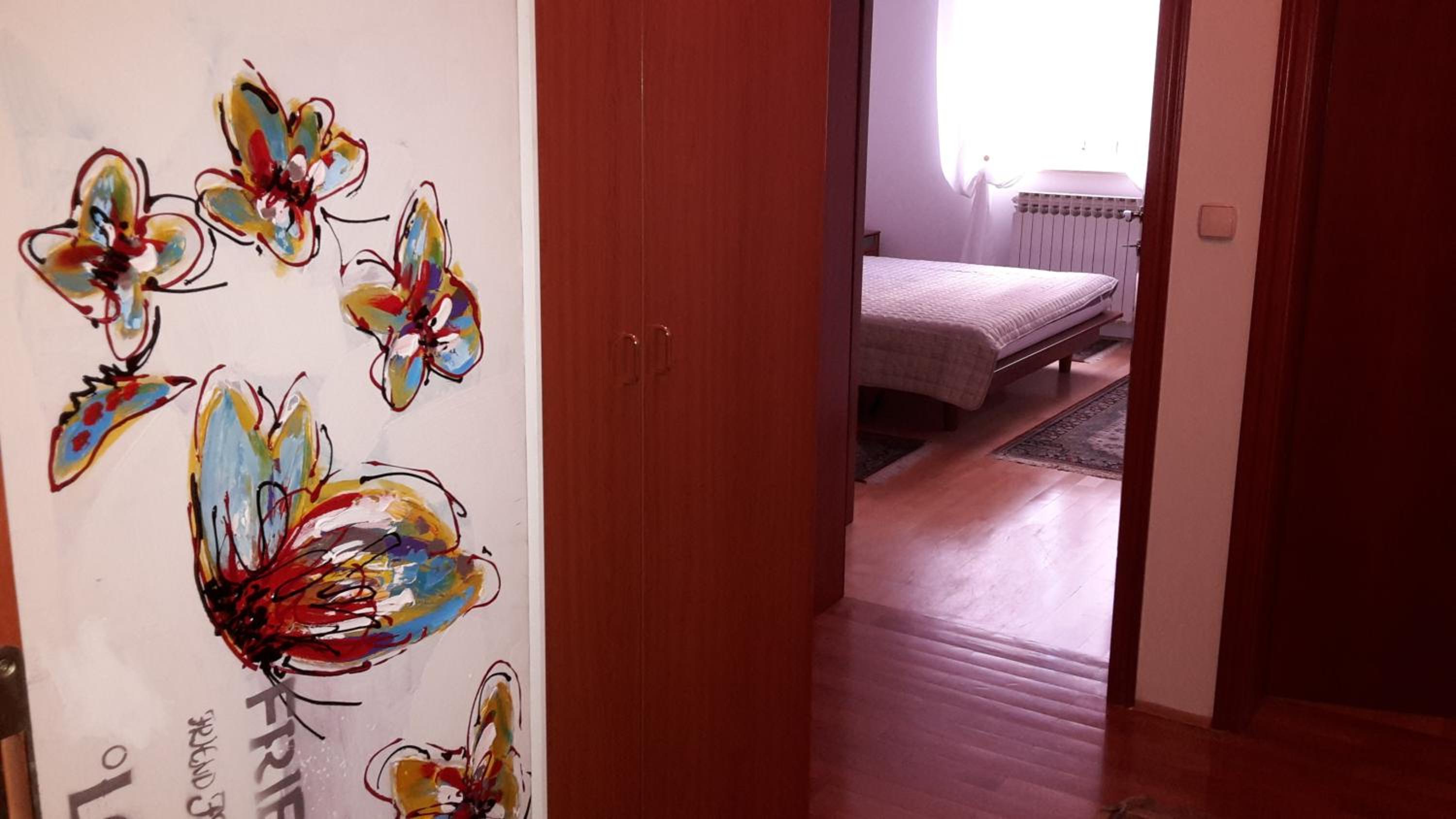 Two-Bedroom Apartment - Photo 5