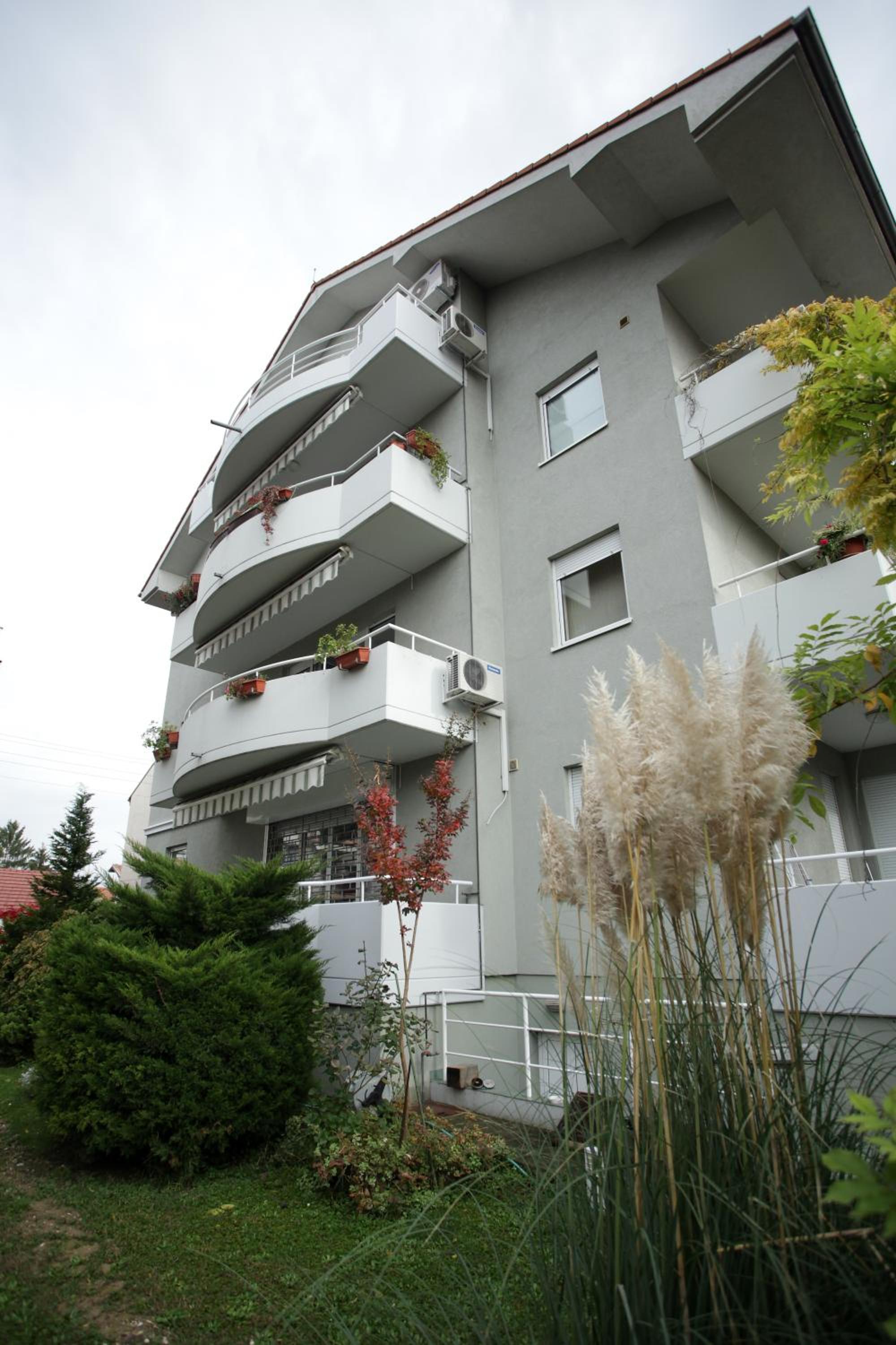 Two-Bedroom Apartment - Photo 14
