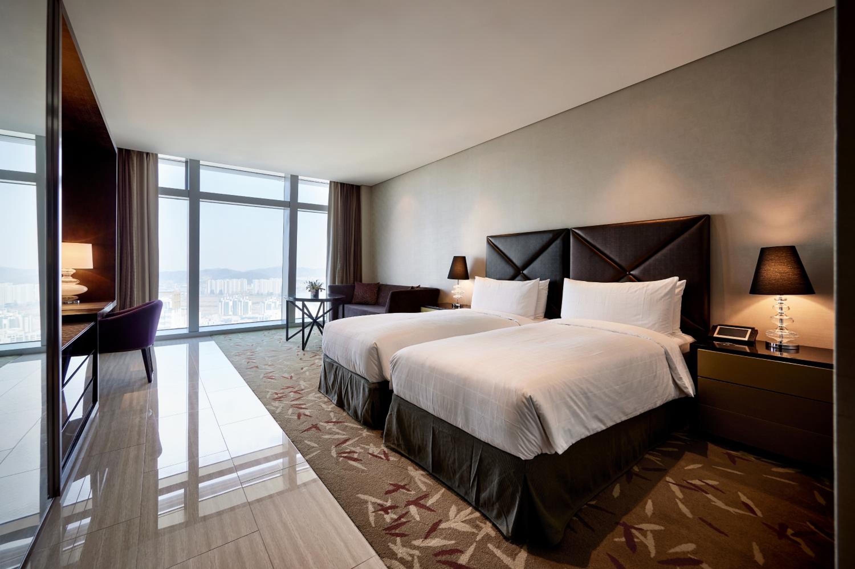 Studio Superior Twin Room