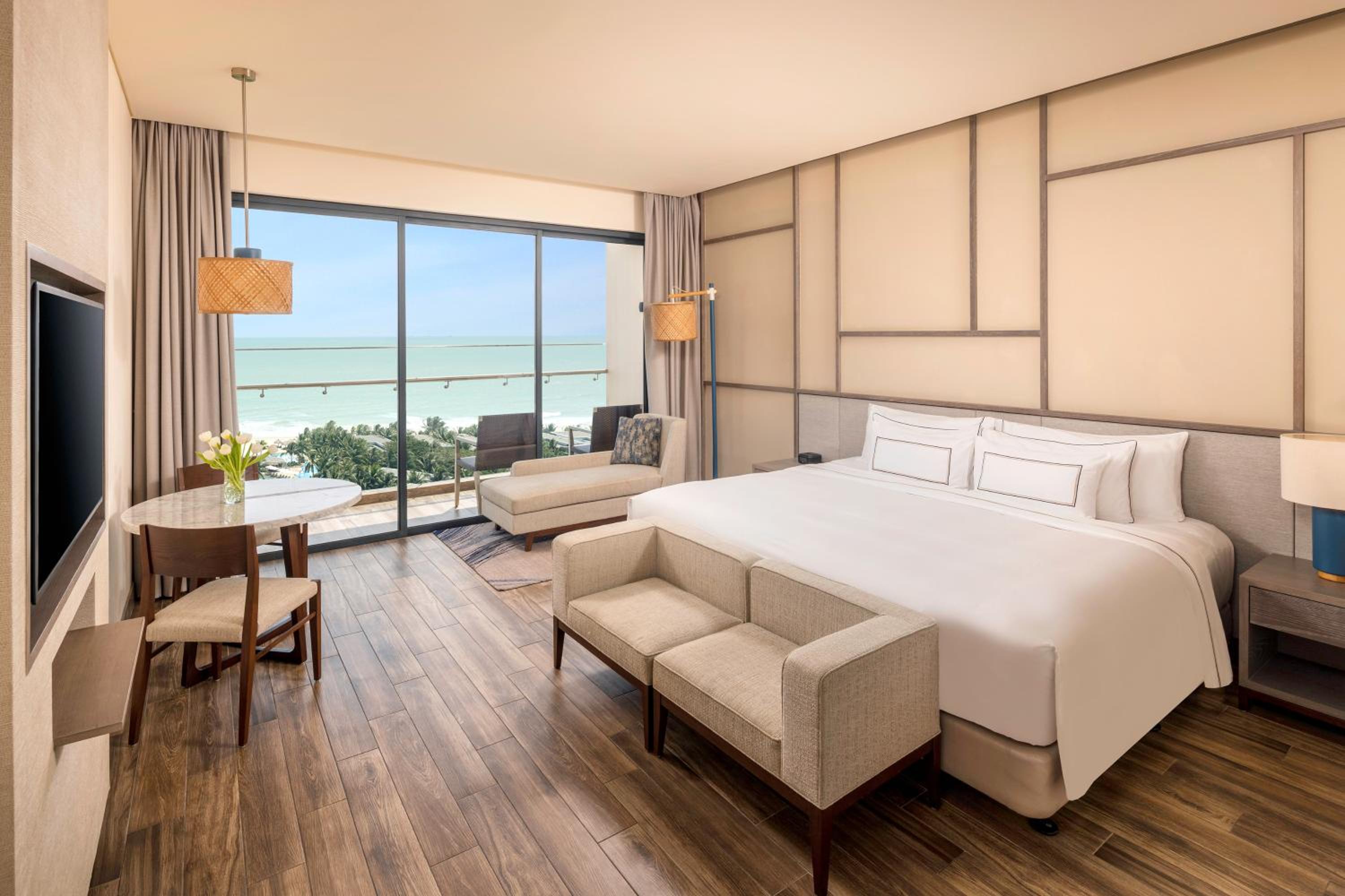Deluxe Double or Twin Room with Balcony - Ocean View