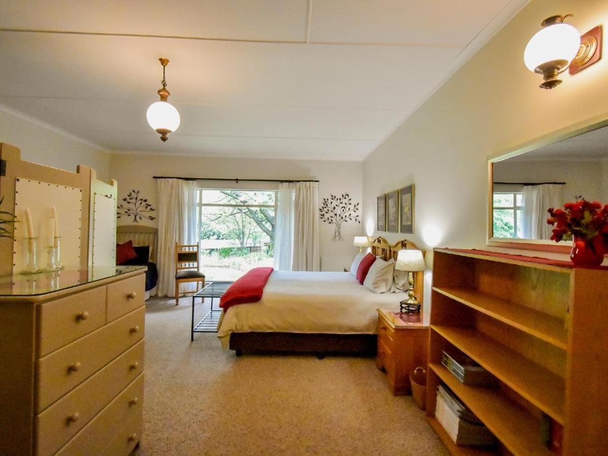 Basic Apartment photo 1