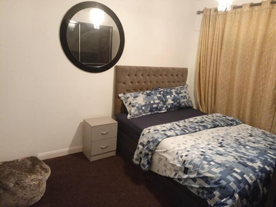 Three-Bedroom Apartment photo 1
