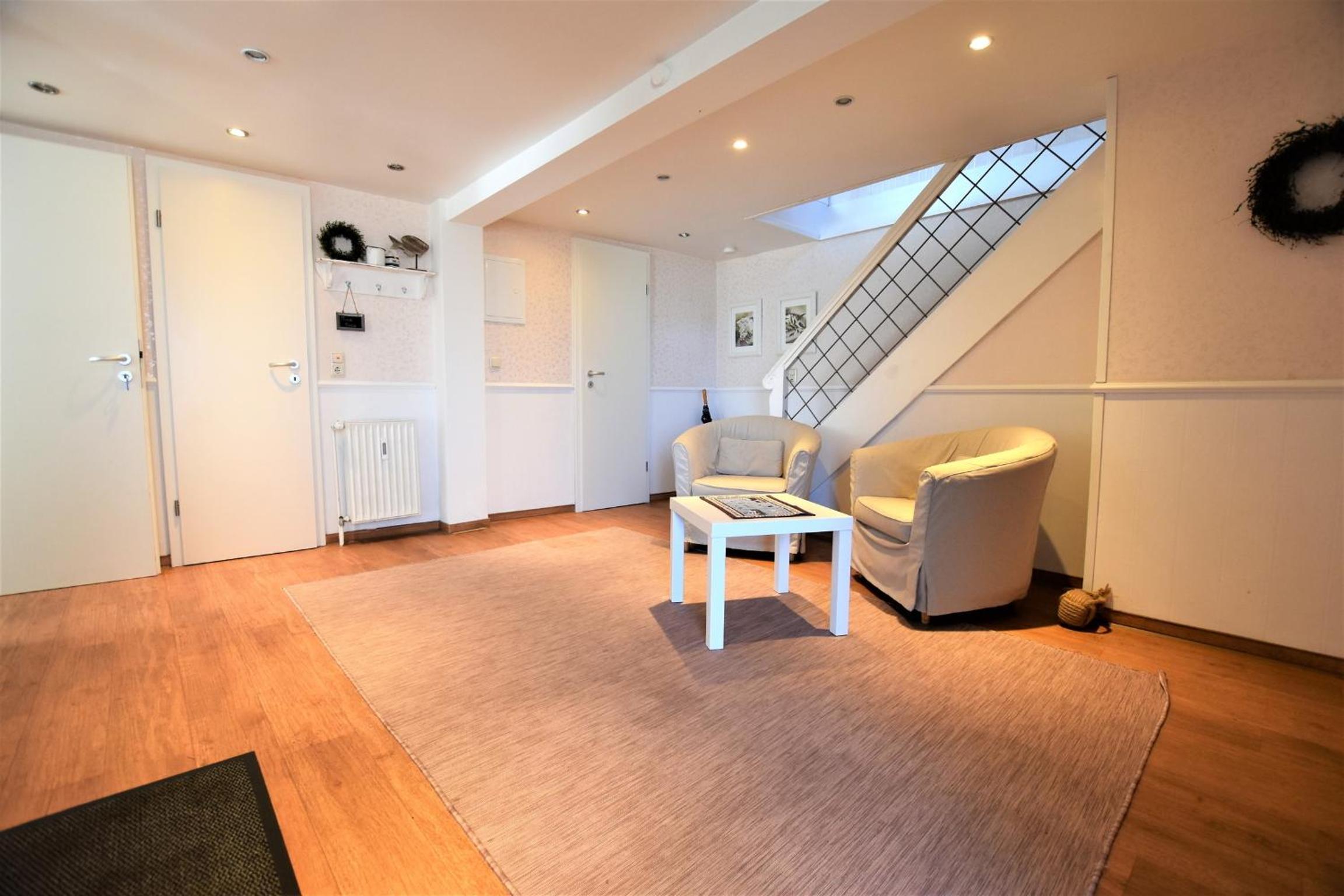 Apartment photo 2