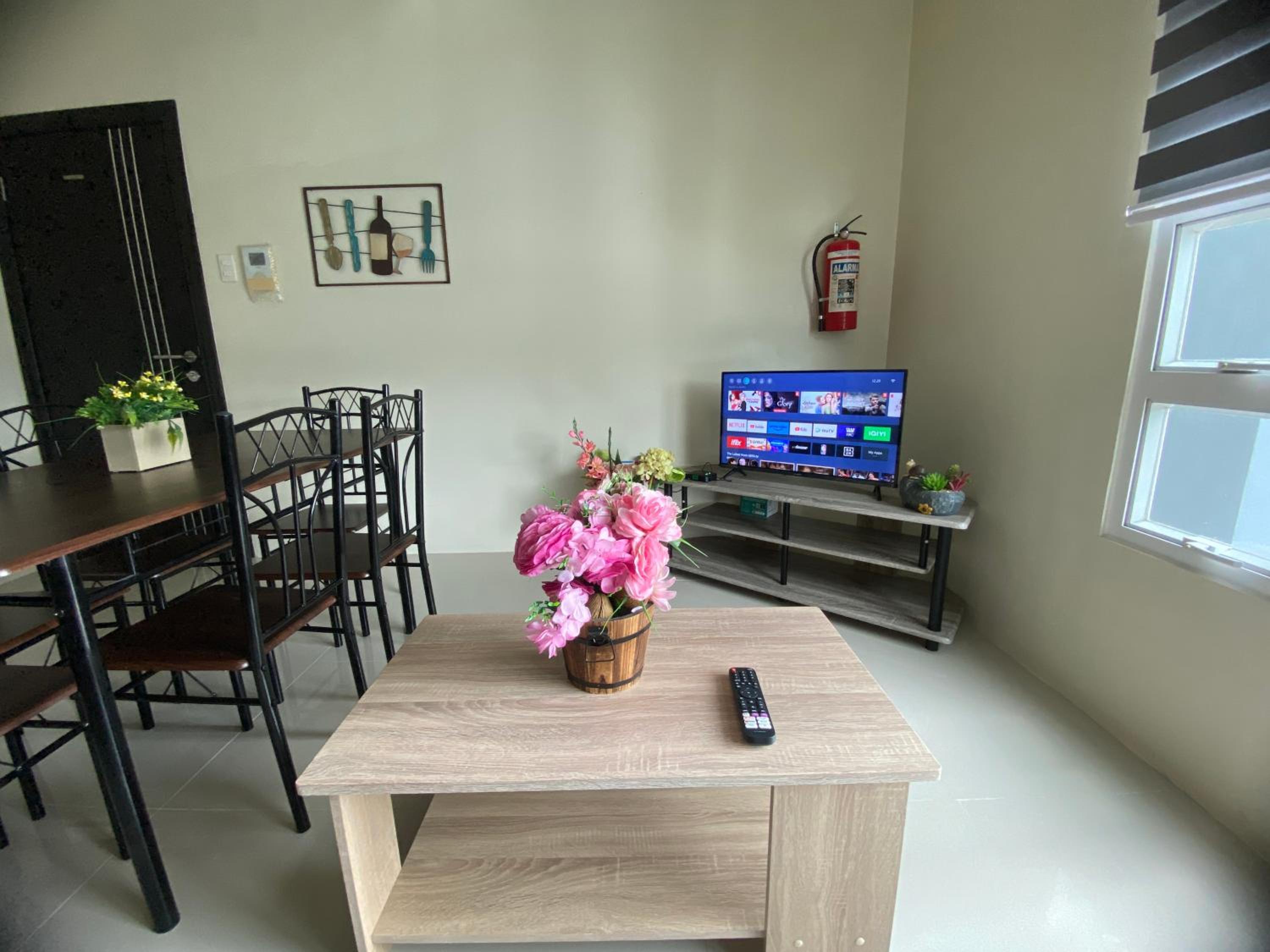 Two-Bedroom Apartment - Photo 21