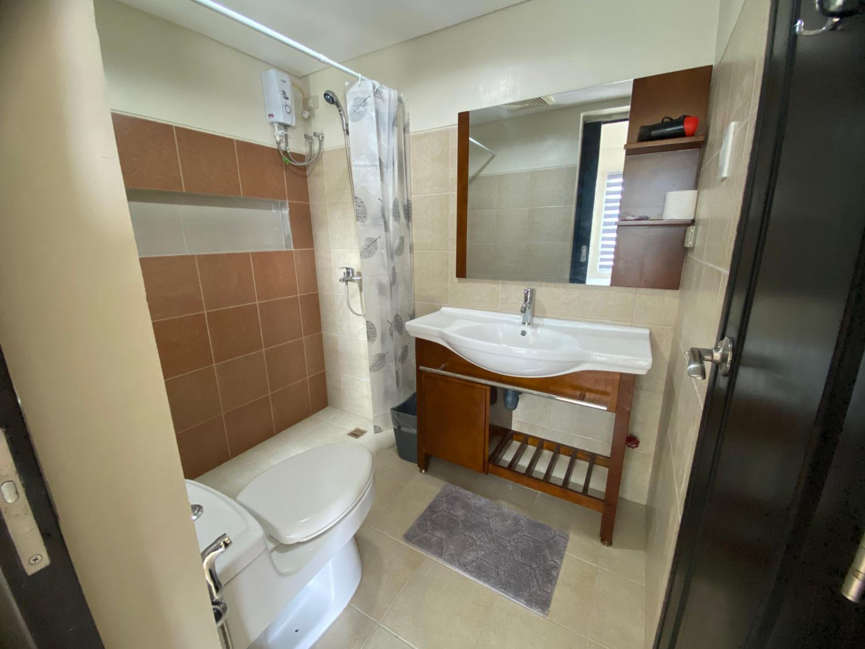 Two-Bedroom Apartment - Photo 25