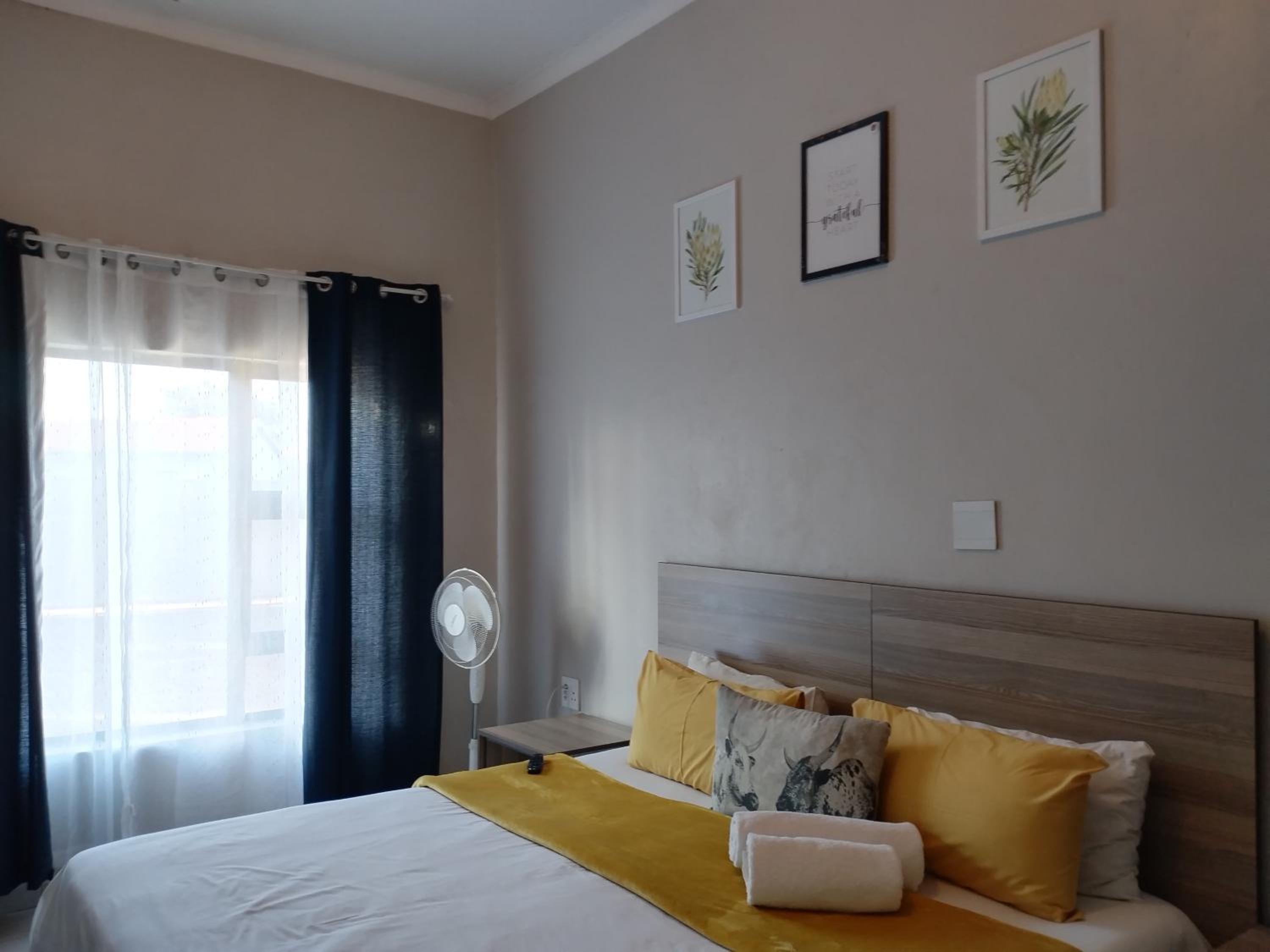 Deluxe Double Room with Shower - Photo 1