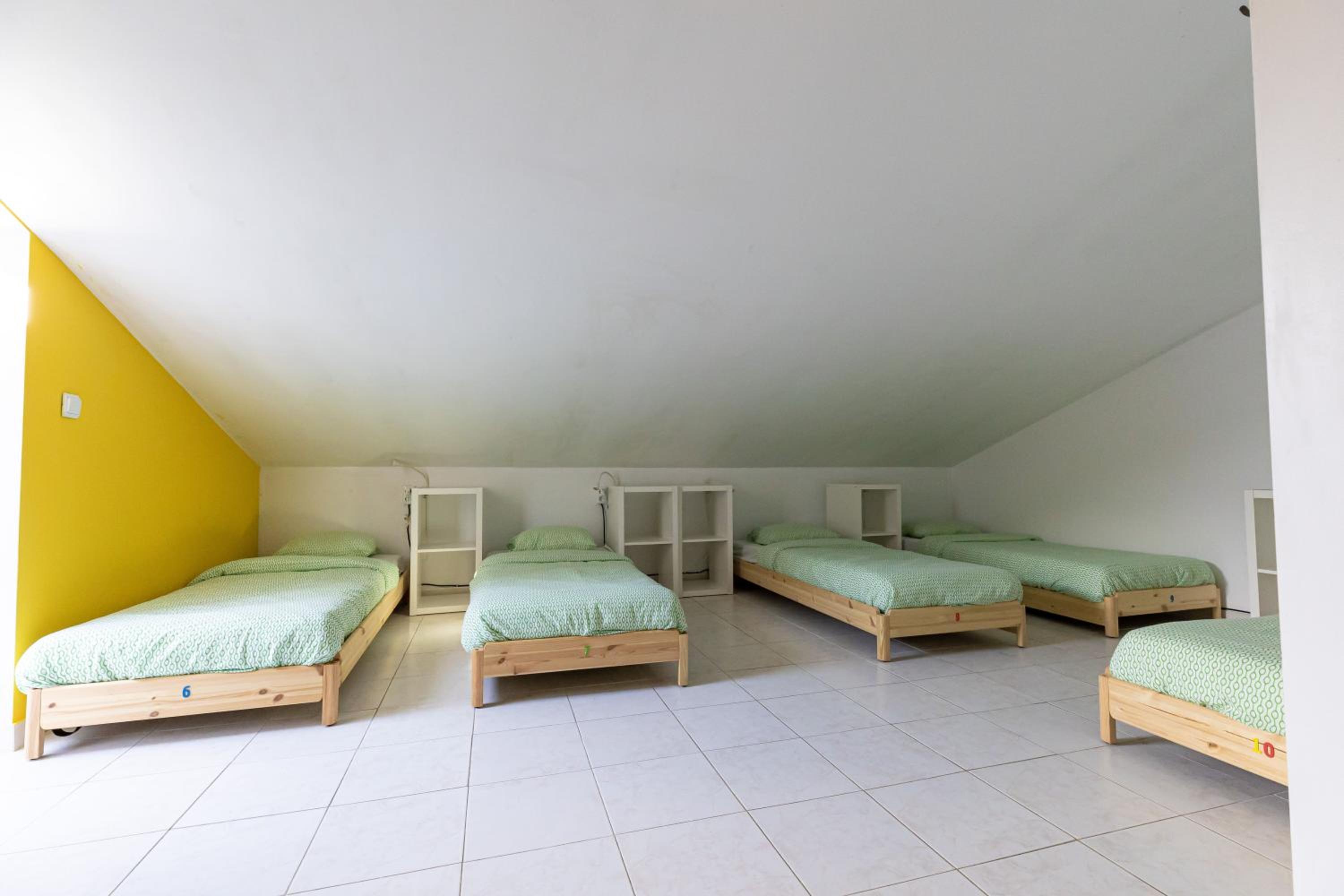 Single Bed in Dormitory Room photo 3