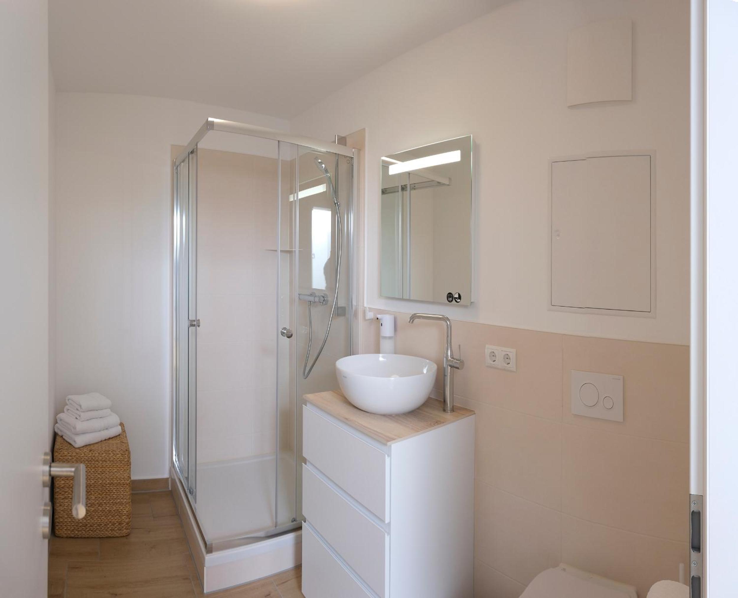 Single Room with Balcony photo 3