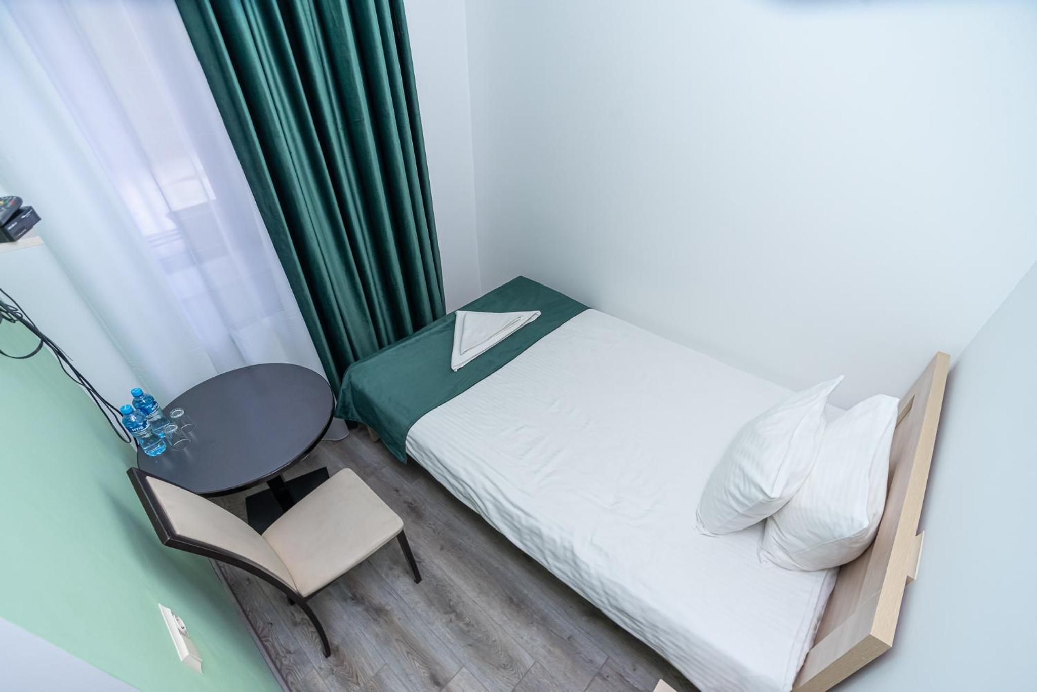 Budget Single Room photo 3