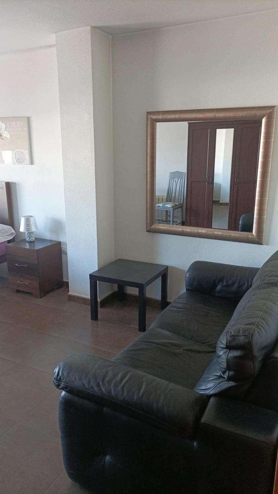 Apartamento de Cuatro Habitaciones
