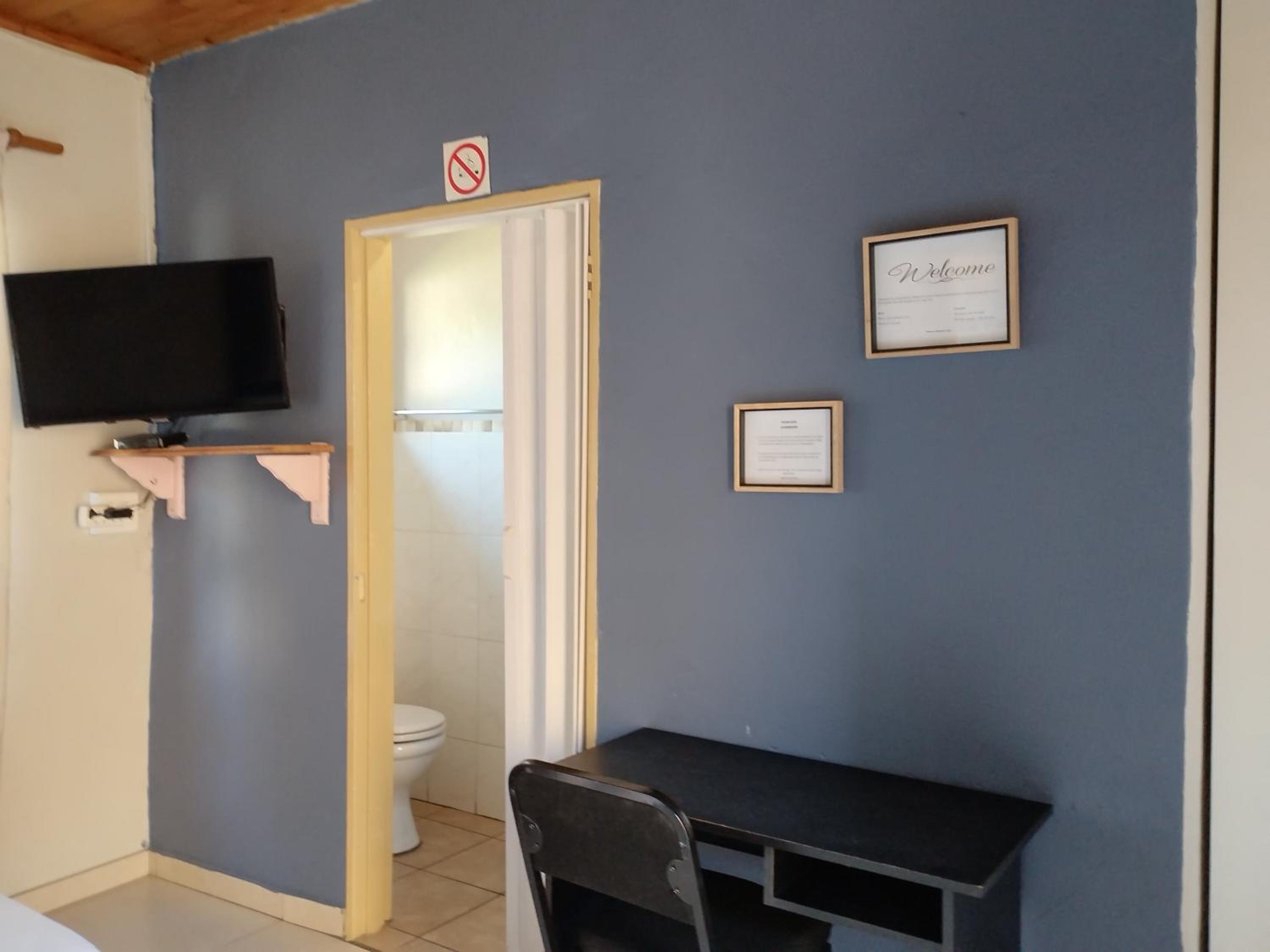 Double Room with Private Bathroom photo 1