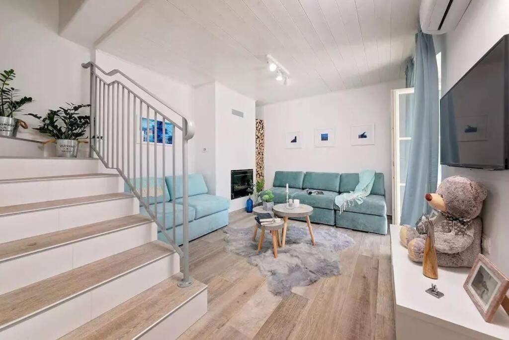Villa photo 3