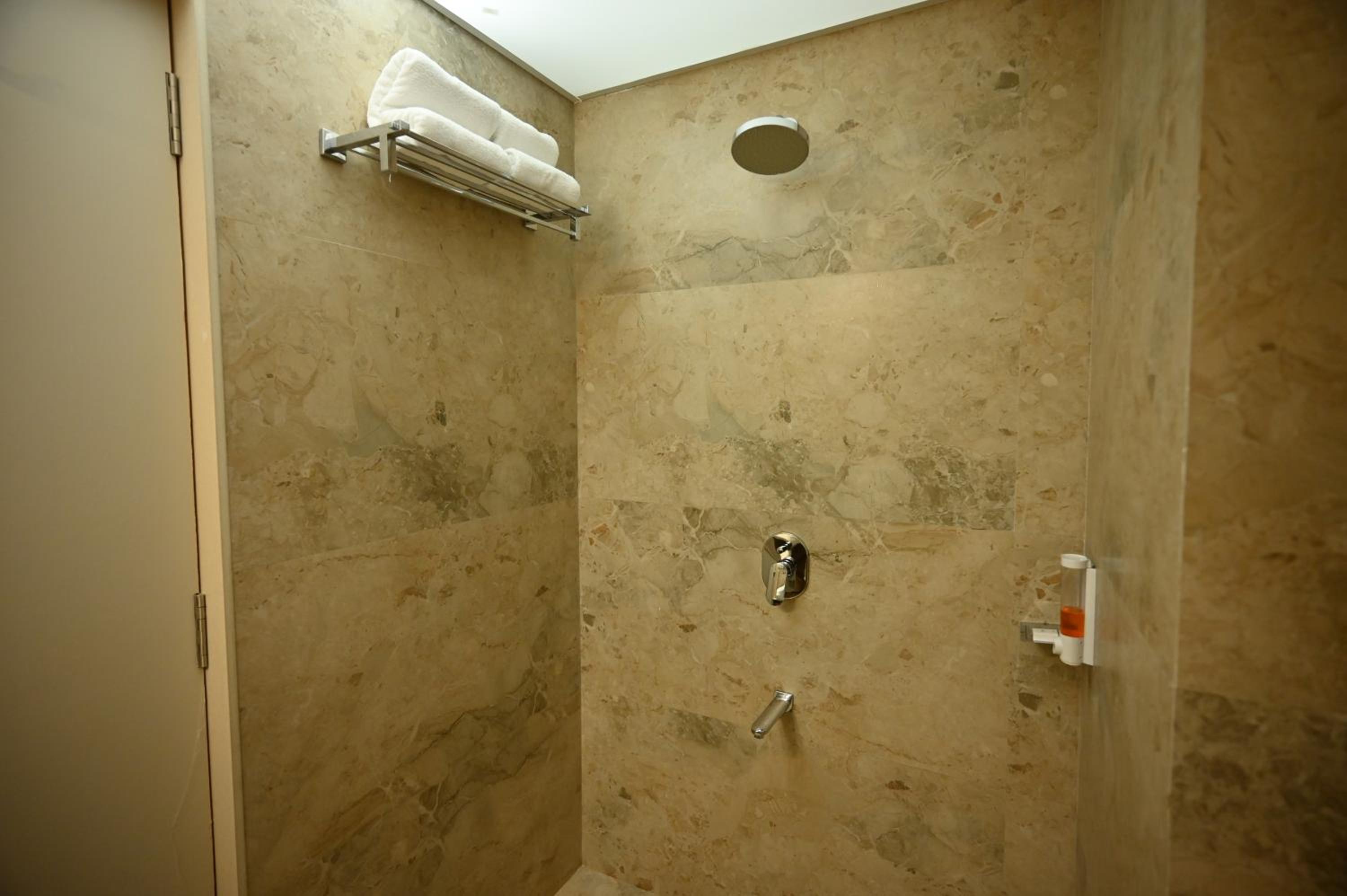 Superior King Room photo 3