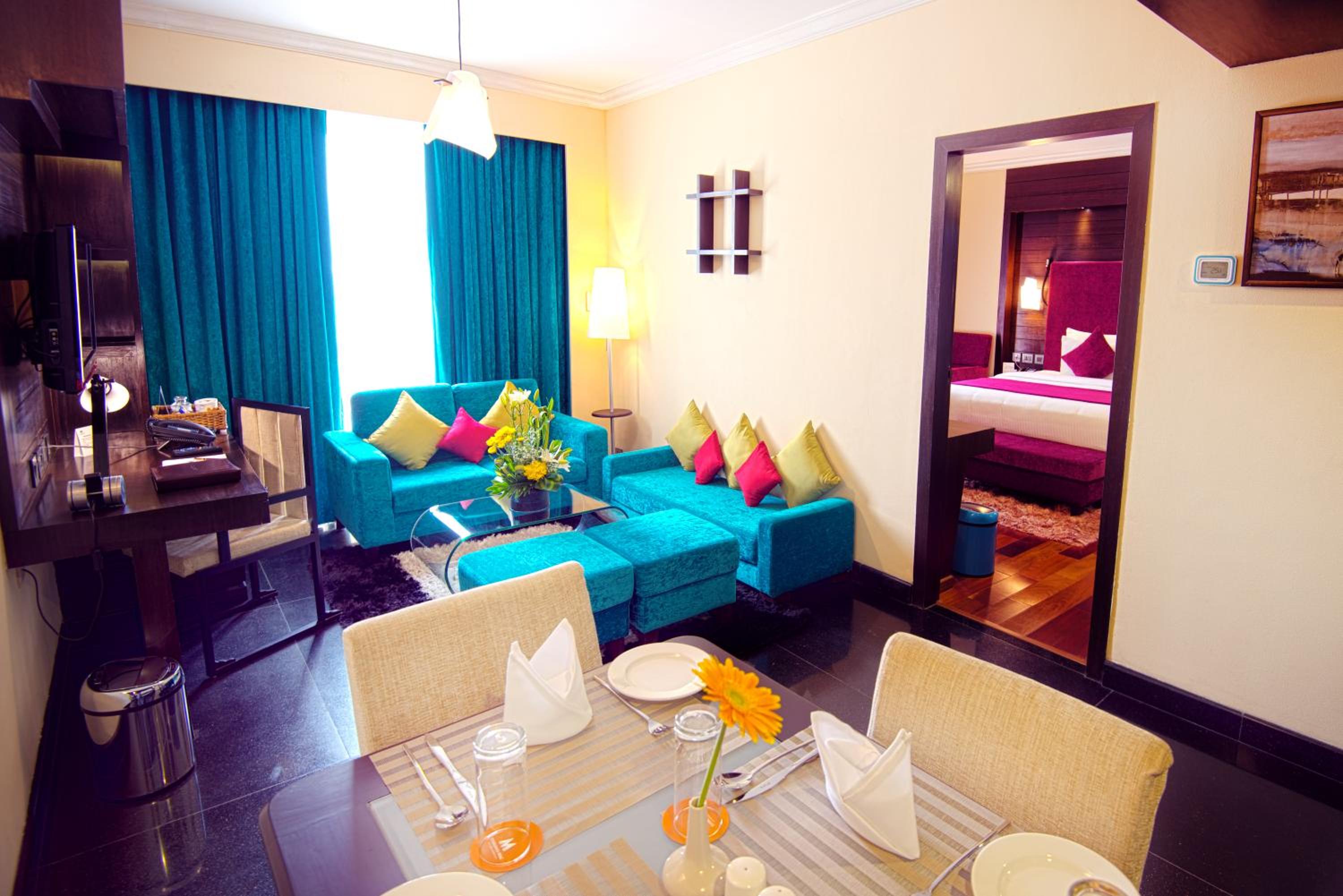 Executive Suite with Complimentary evening Hi Tea (from 4pm to 6pm) and 15% Discount on F&B - Photo 6