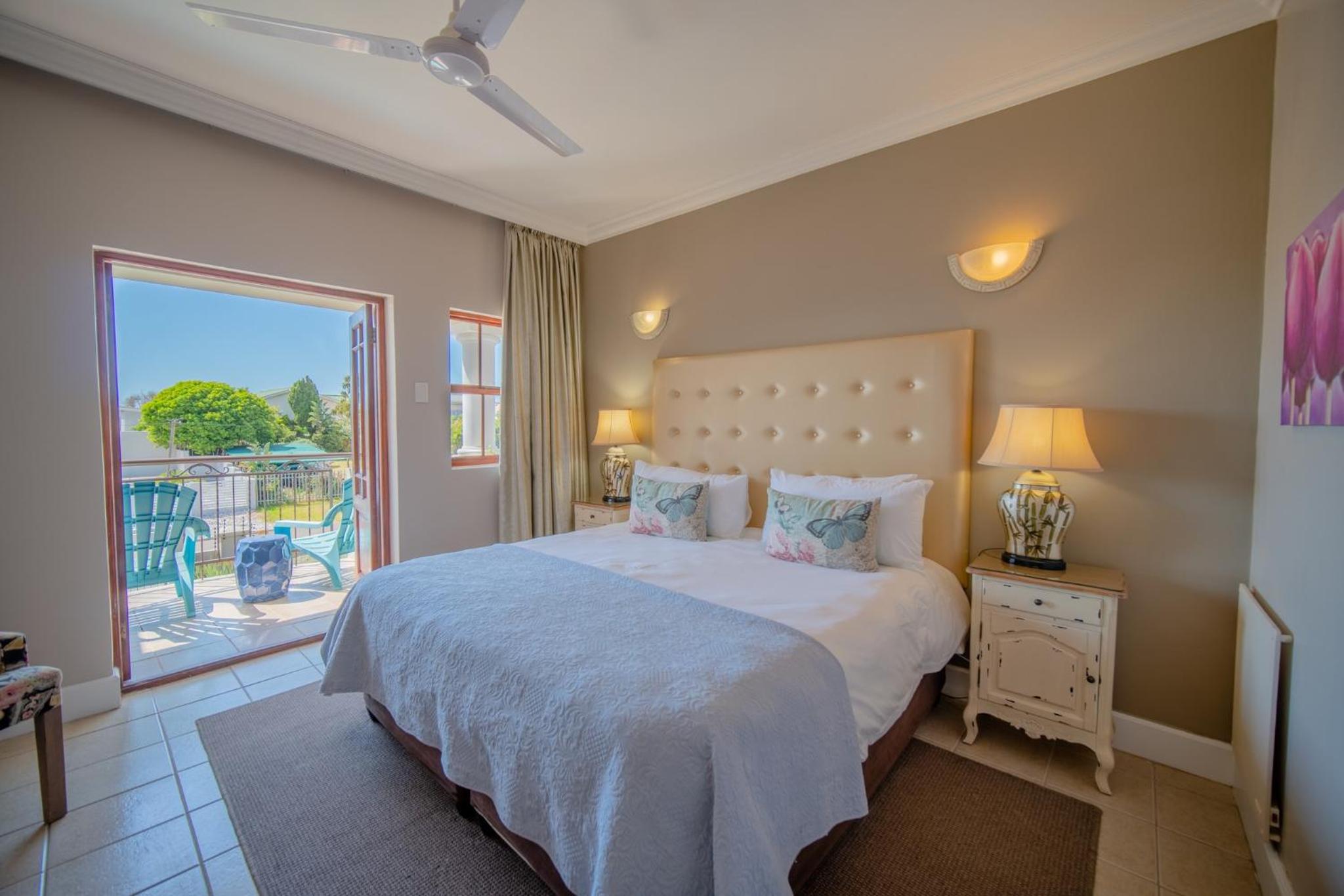 Deluxe Double or Twin Room with Balcony - Photo 6
