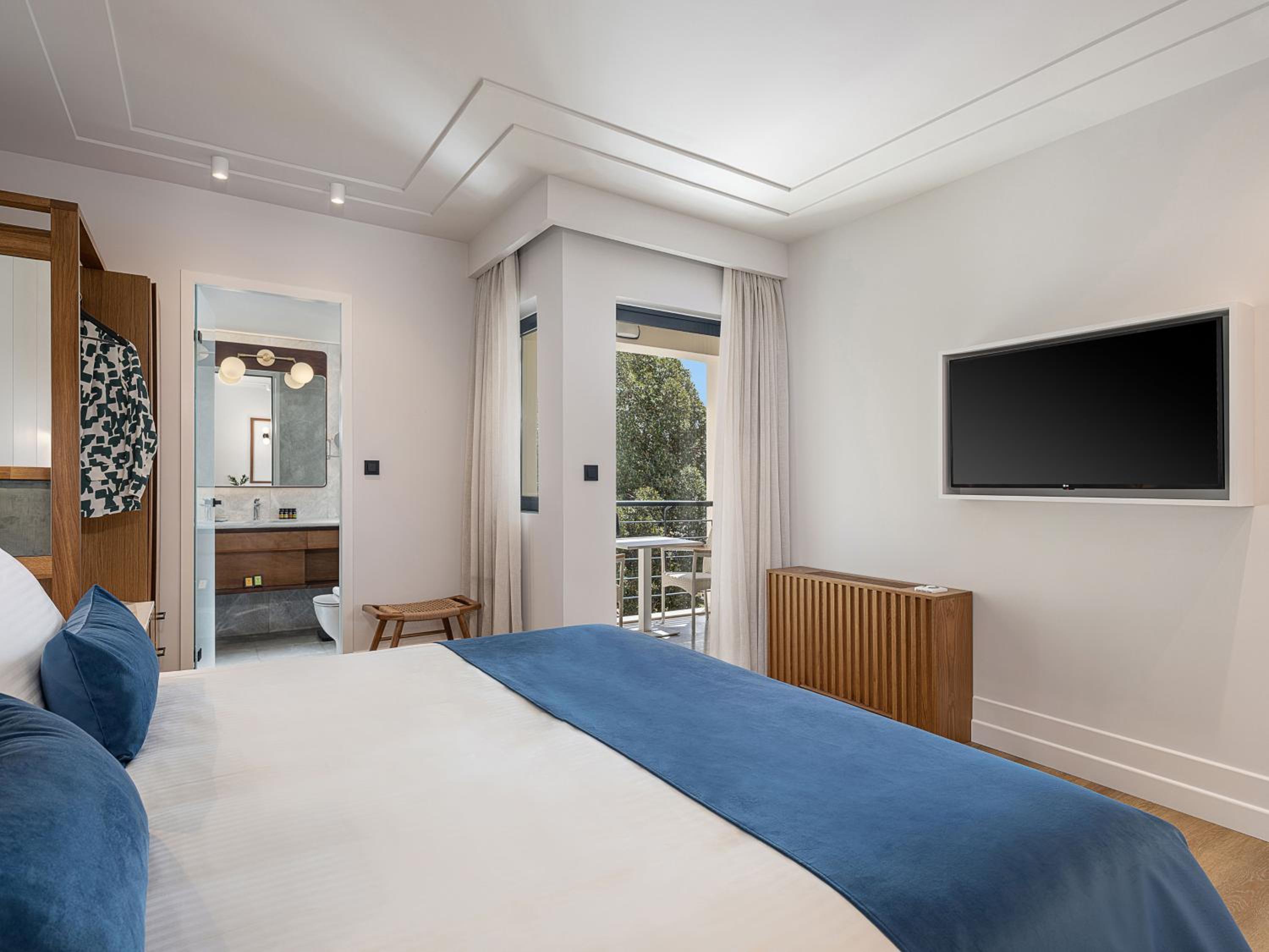 Deluxe Double Room - Photo 3