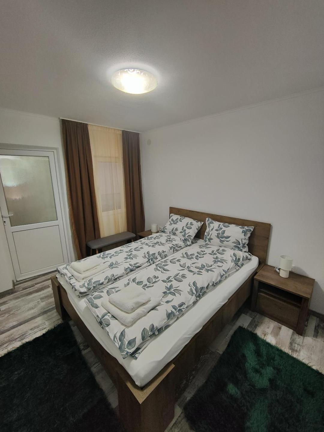 Two-Bedroom Apartment - Photo 10