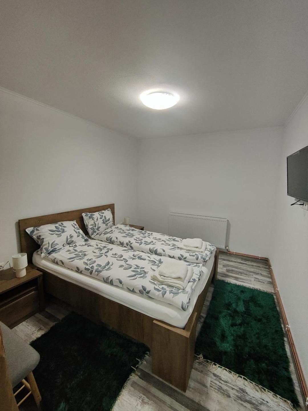 Two-Bedroom Apartment - Photo 8