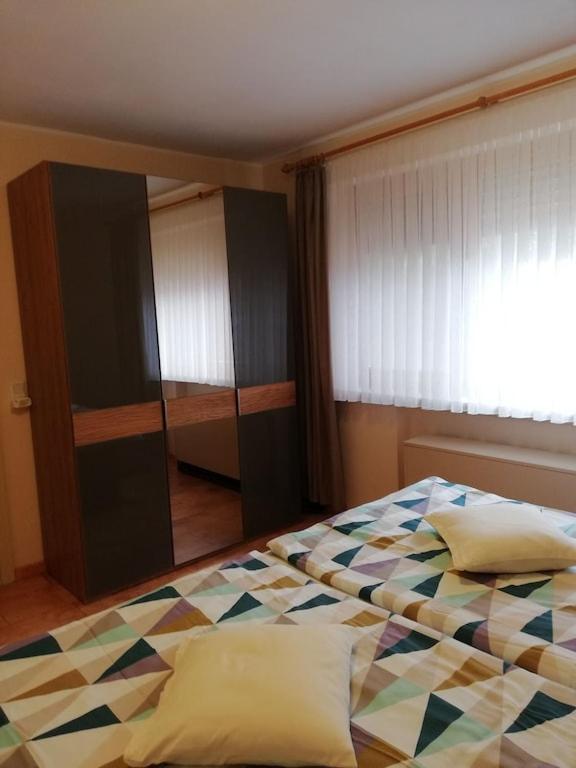 One-Bedroom House photo 1