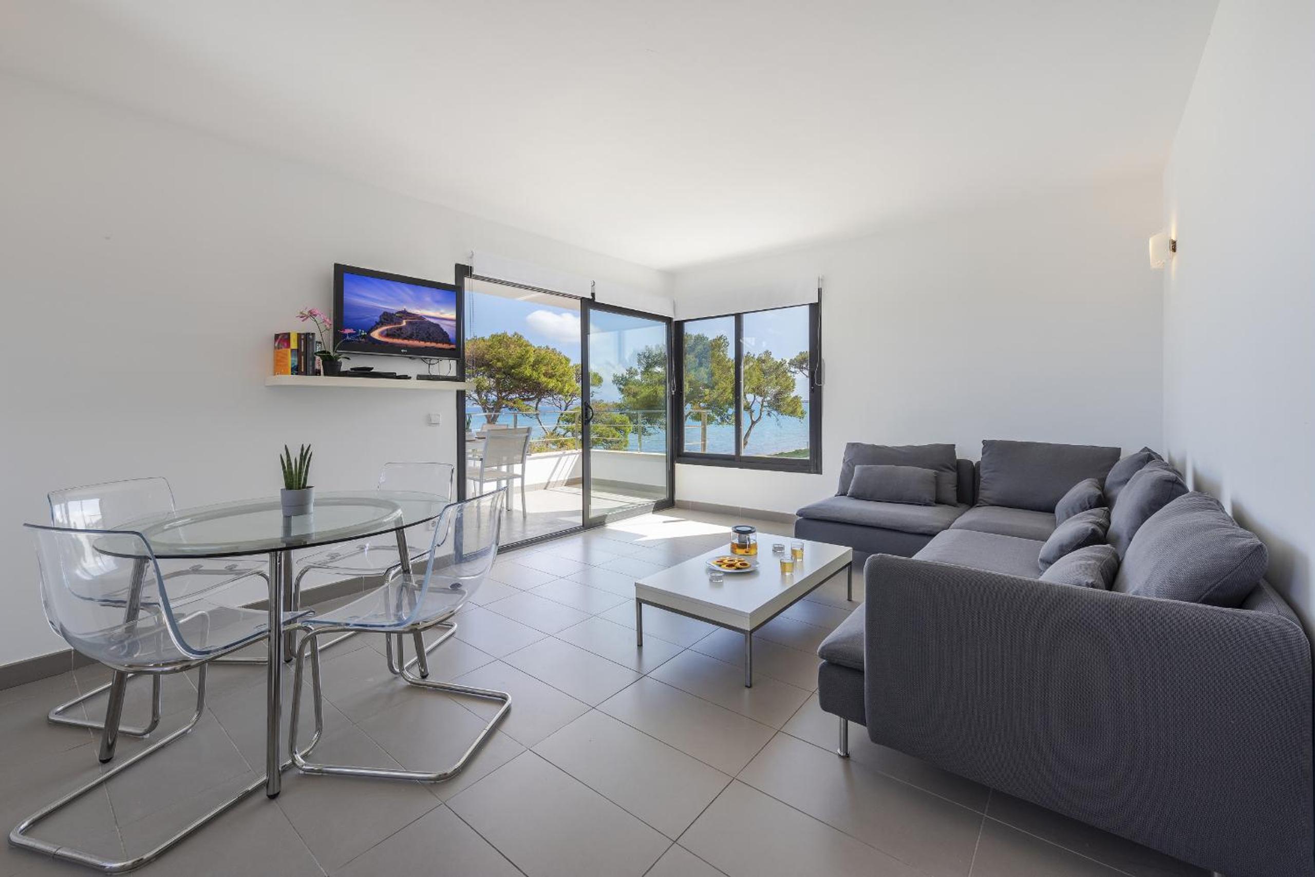 Apartment with Sea View photo 3