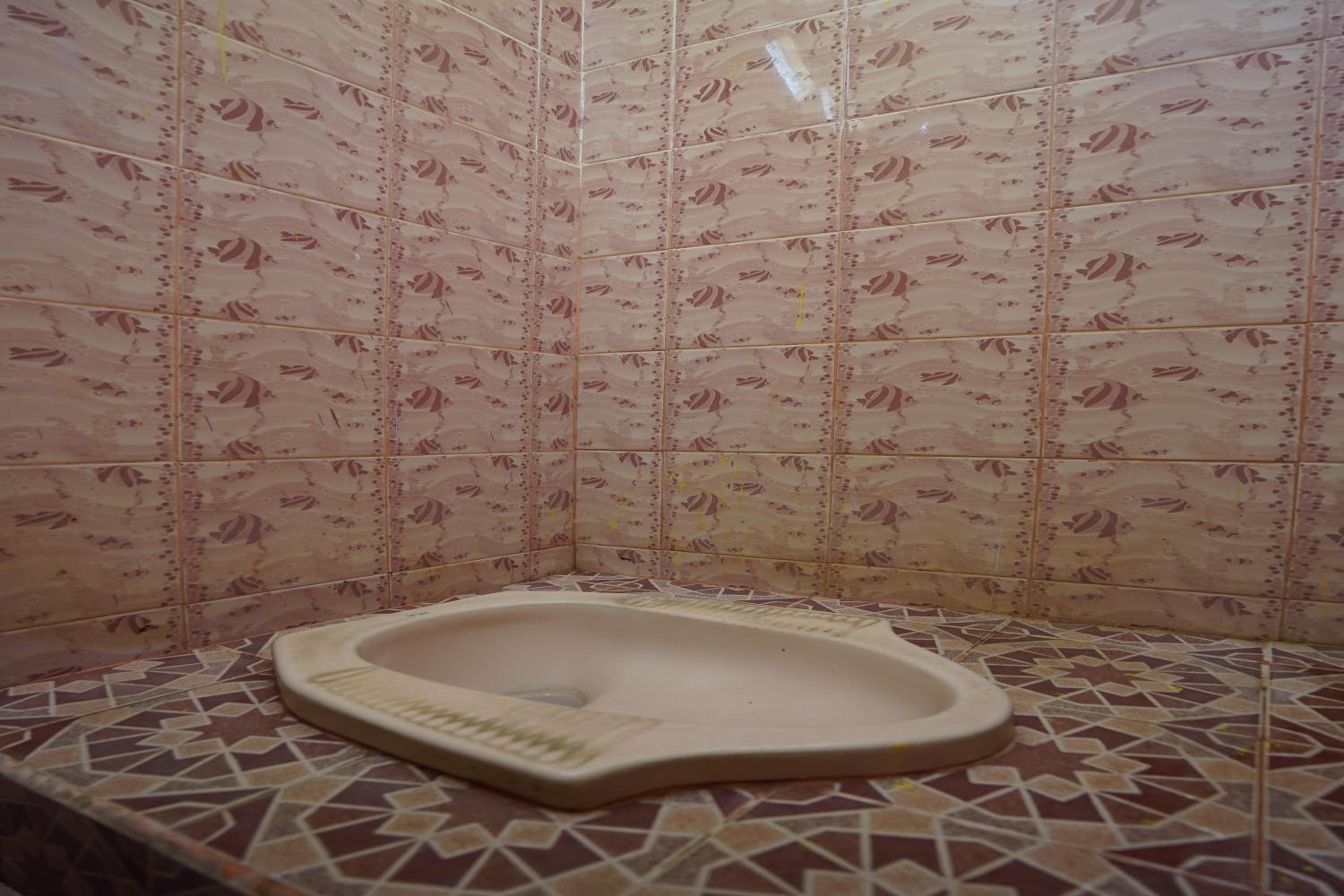 Budget Double Room - Photo 18