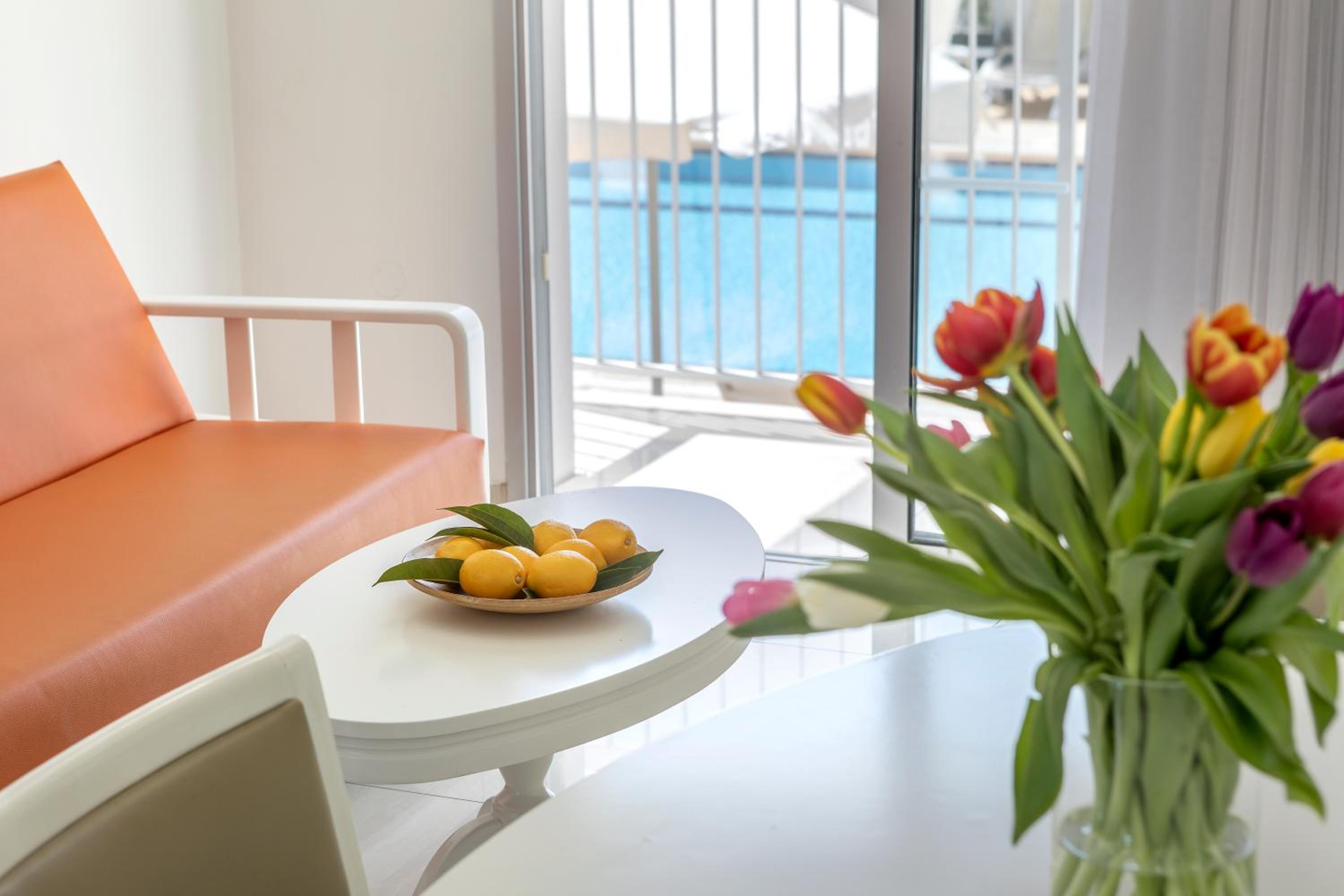 Apartment with Pool View  - Photo 19
