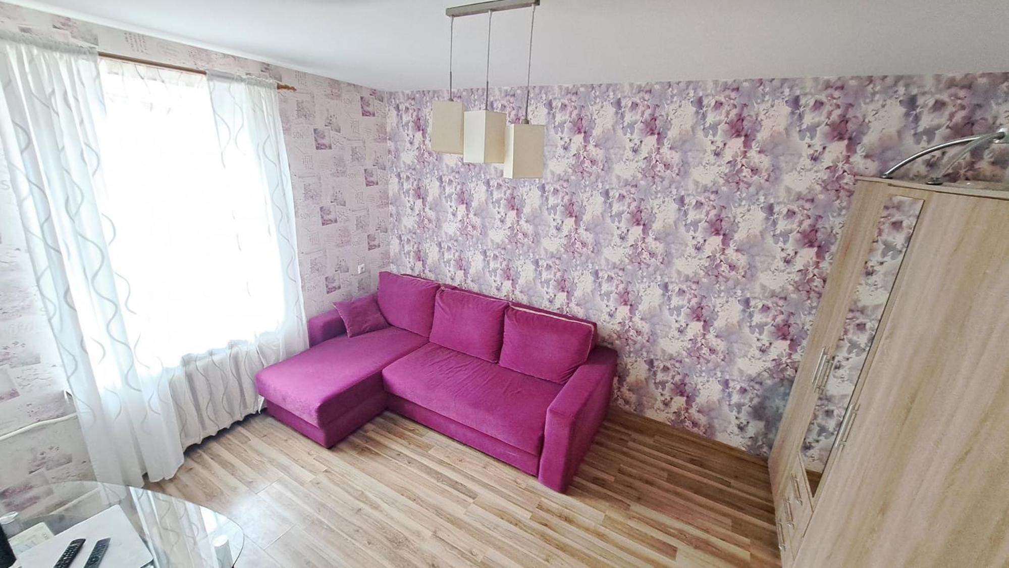 One-Bedroom Apartment - Photo 15